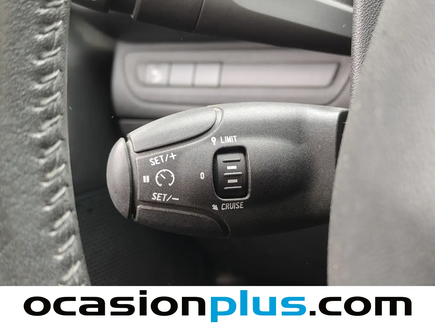 Foto Peugeot 2008 Peugeot 2008 BlueHDi 100 Style (100 CV)