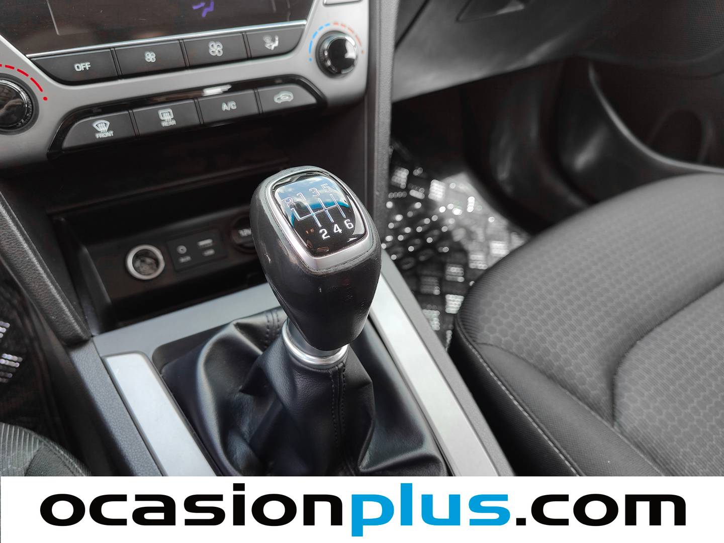 Hyundai Elantra Hyundai Elantra 1.6 MPI Tecno (128 CV) de segunda mano