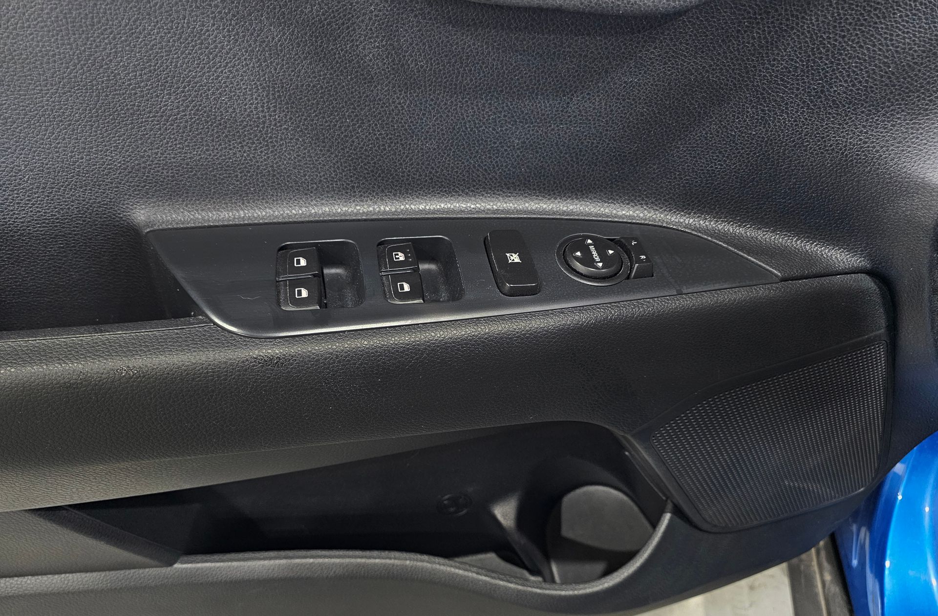 Kia Stonic 1.0 T-GDi Drive DCT - foto 30