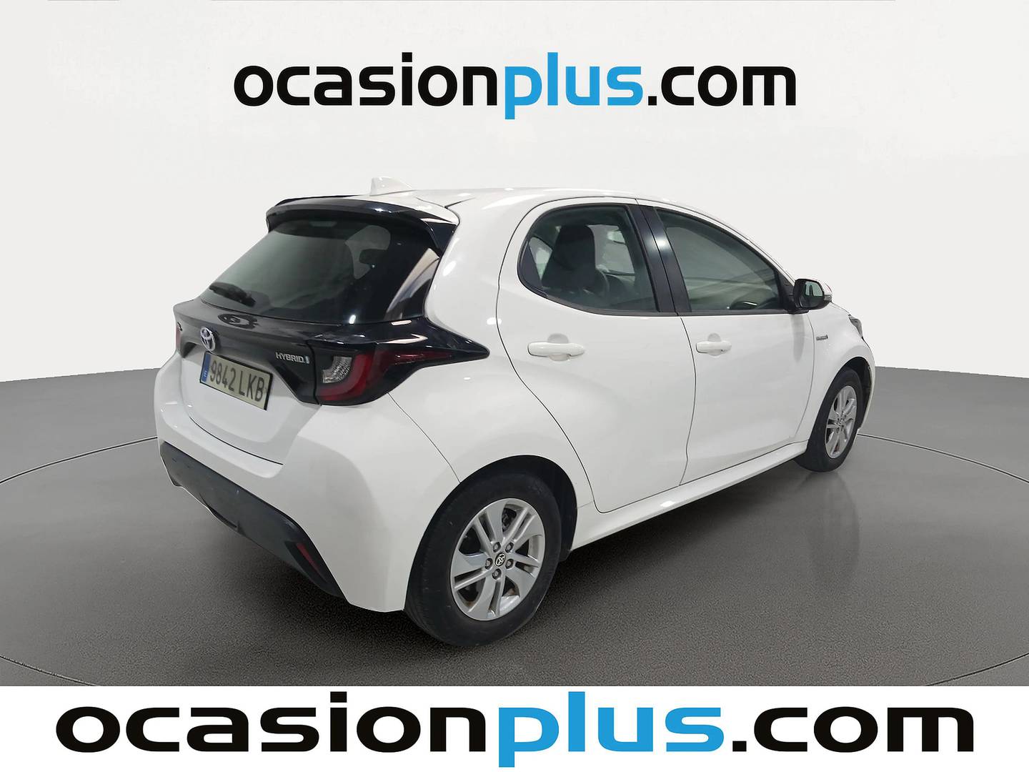 Foto trasera Toyota Yaris Toyota Yaris 1.5 120H Business Plus (116 CV) izquierda