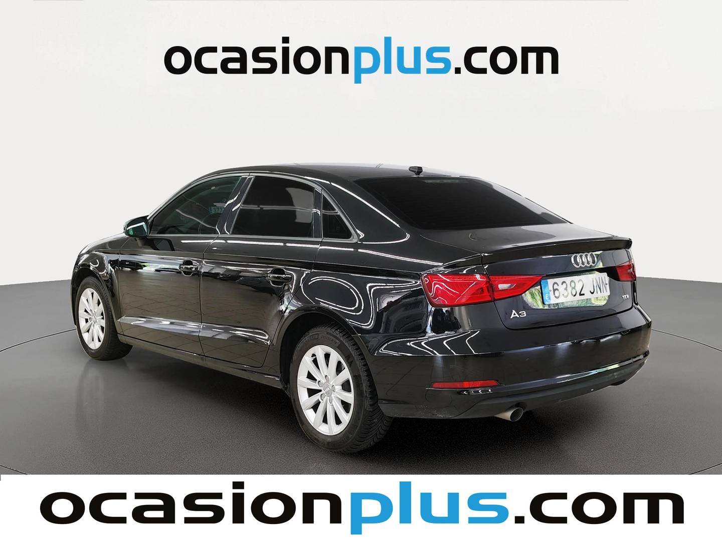 Foto trasera Audi A3 Audi A3 Sedan Sedan Attraction 1.6 TDI clean diesel (110 CV) izquierda