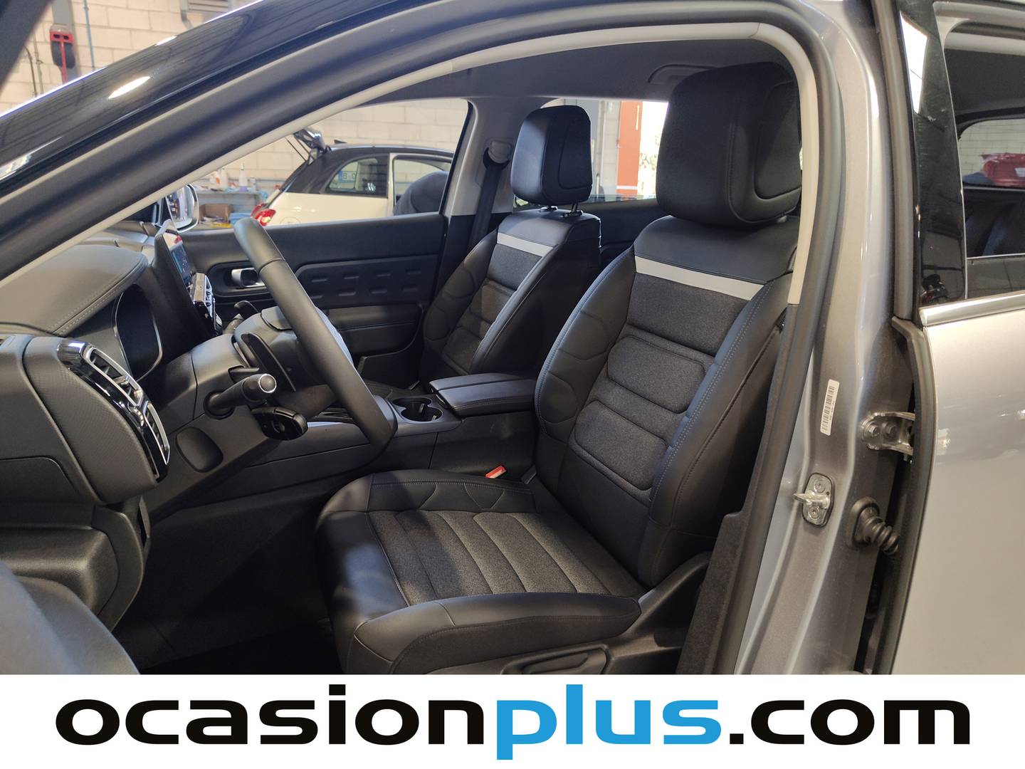 Foto asientos delanteros Citroën C5 Aircross Citroen C5 Aircross Plug-in Hybrid Max e-EAT8 (225 CV)