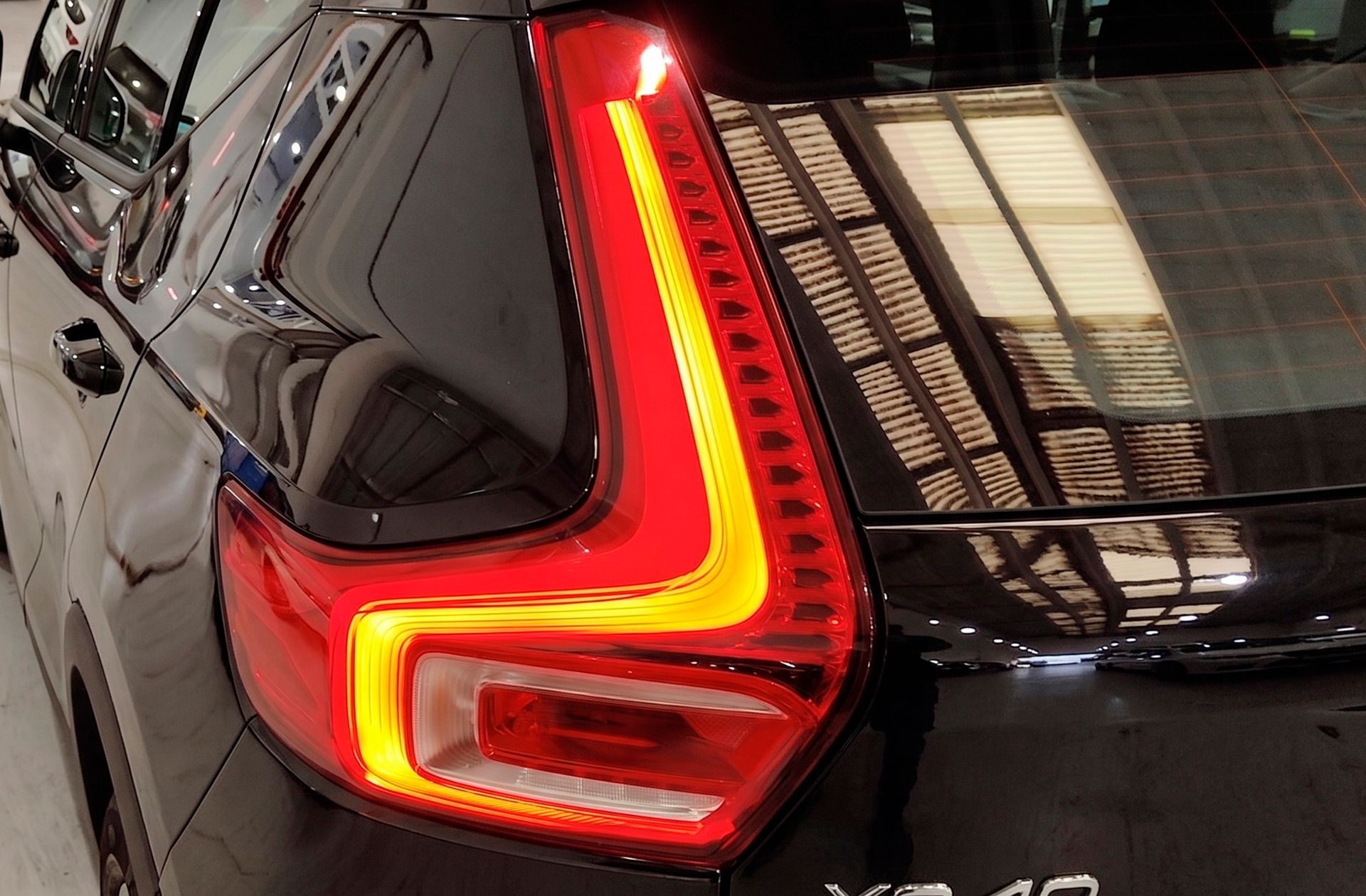 Volvo XC40 T3 Business Plus - foto 16