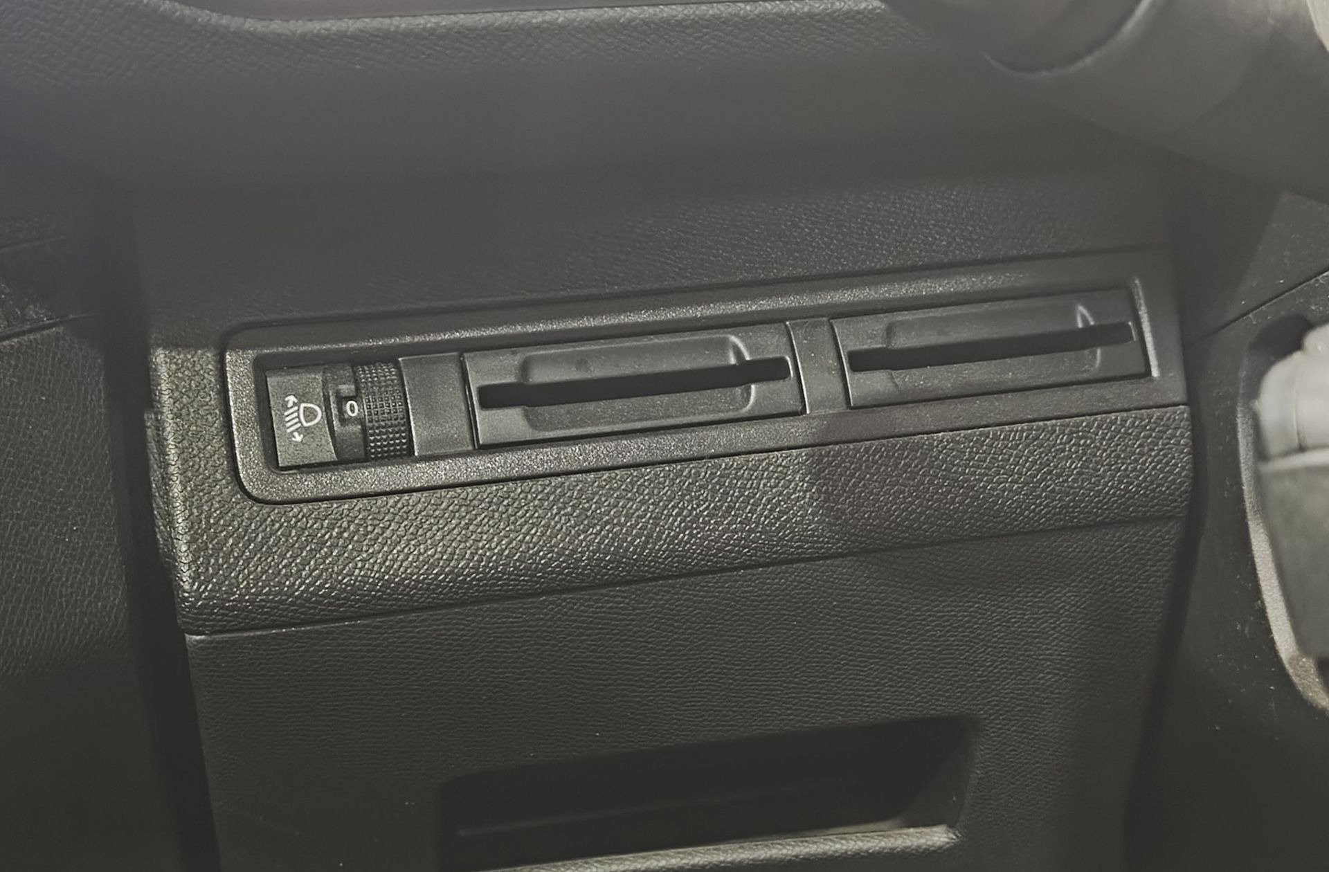 Peugeot 5008 BlueHDi 130 Allure Pack EAT8 7 plazas - foto 30