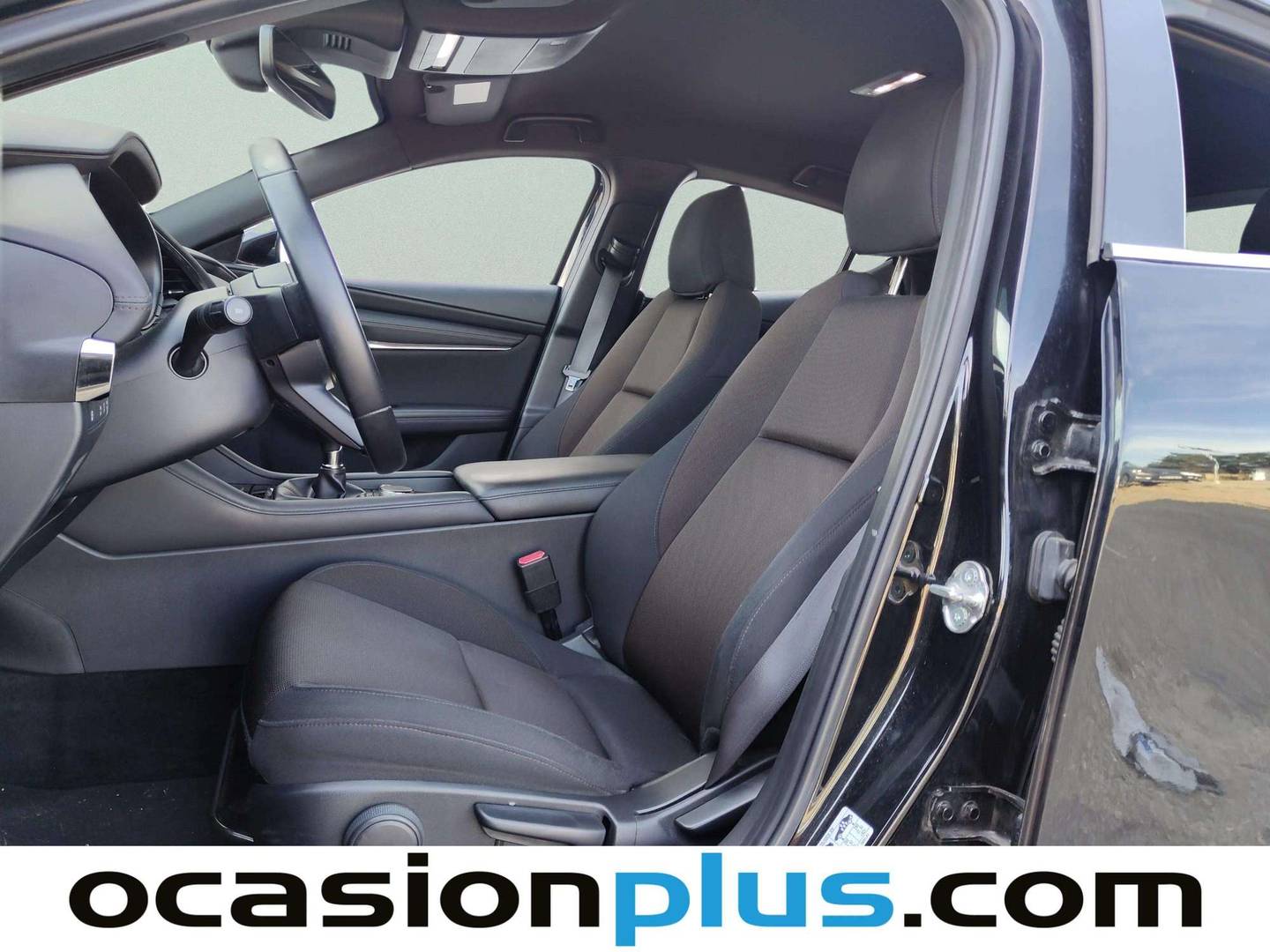 Foto asientos delanteros Mazda Mazda3 Mazda Mazda 3 2.0 Skyactiv-G Evolution (122 CV)