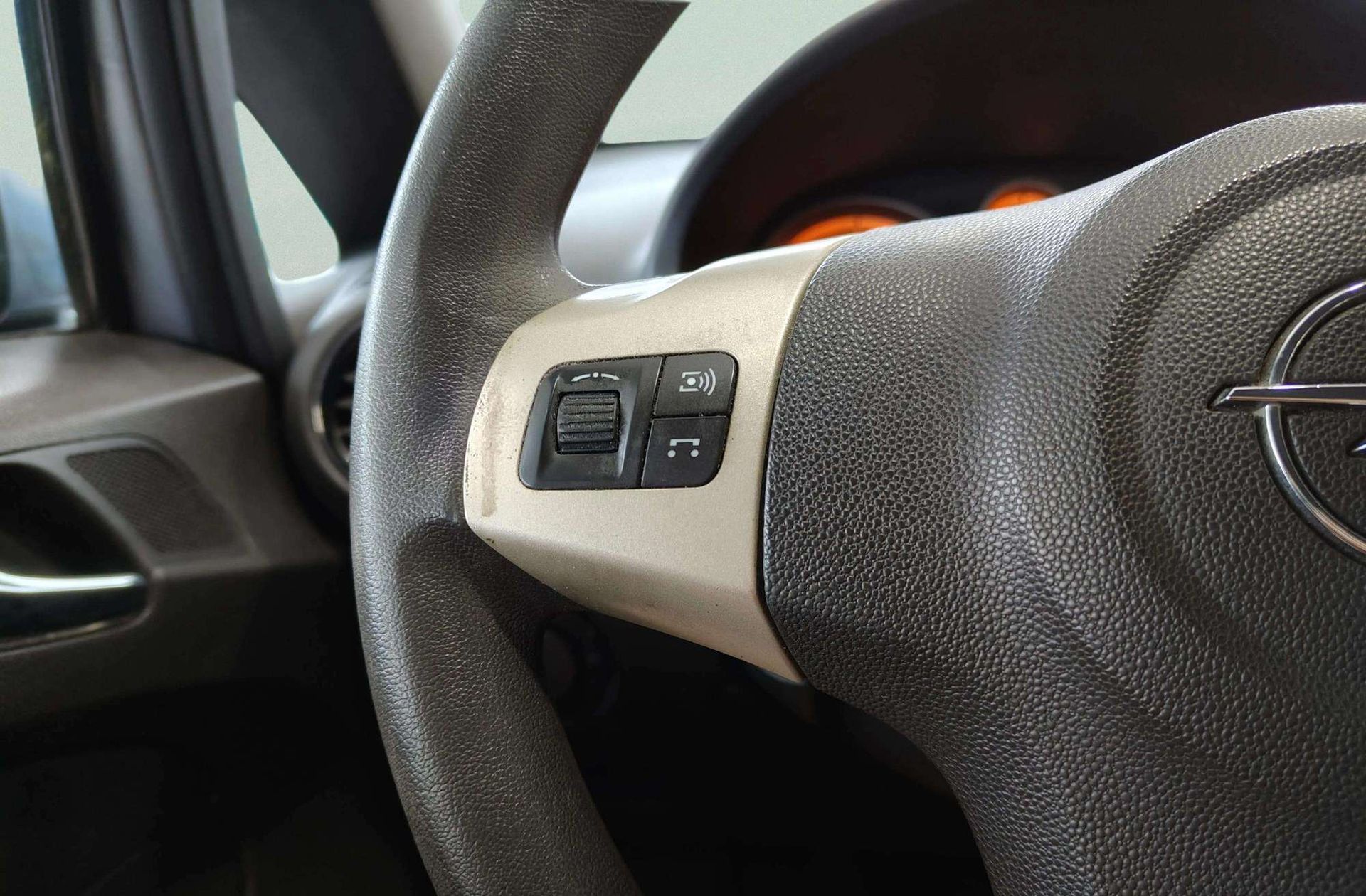 Opel Corsa 1.3 CDTI Essentia - foto 21