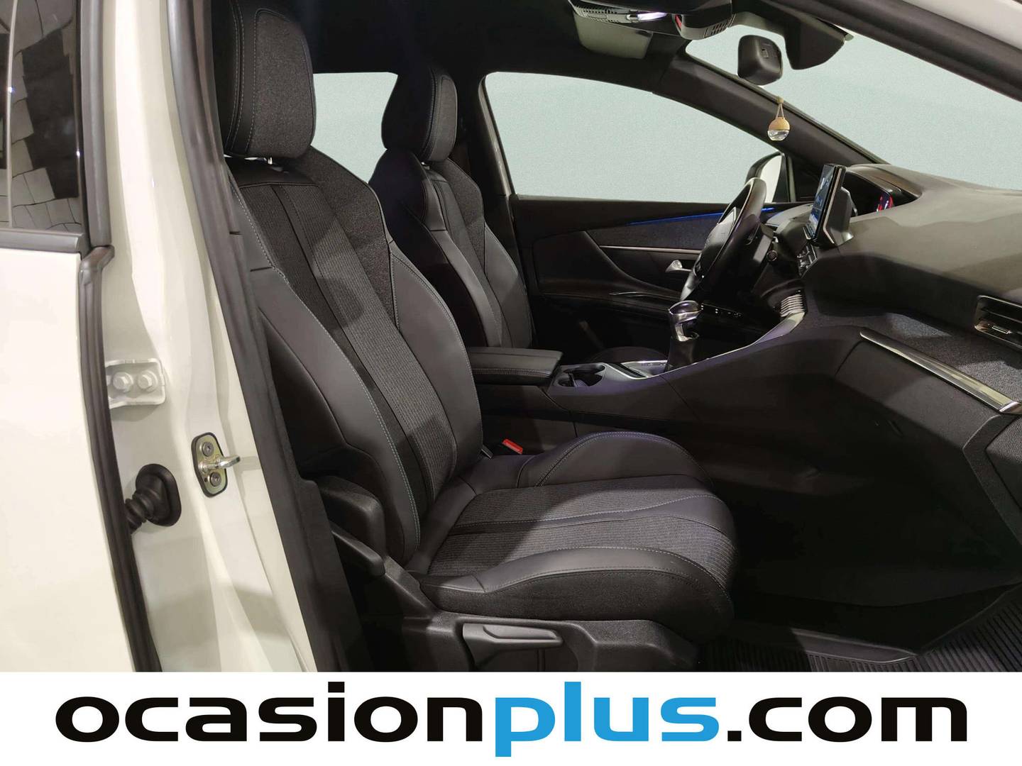Peugeot 5008 Peugeot 5008 PureTech 130 S&S Allure Pack (130 CV) 7 Plazas al mejor precio