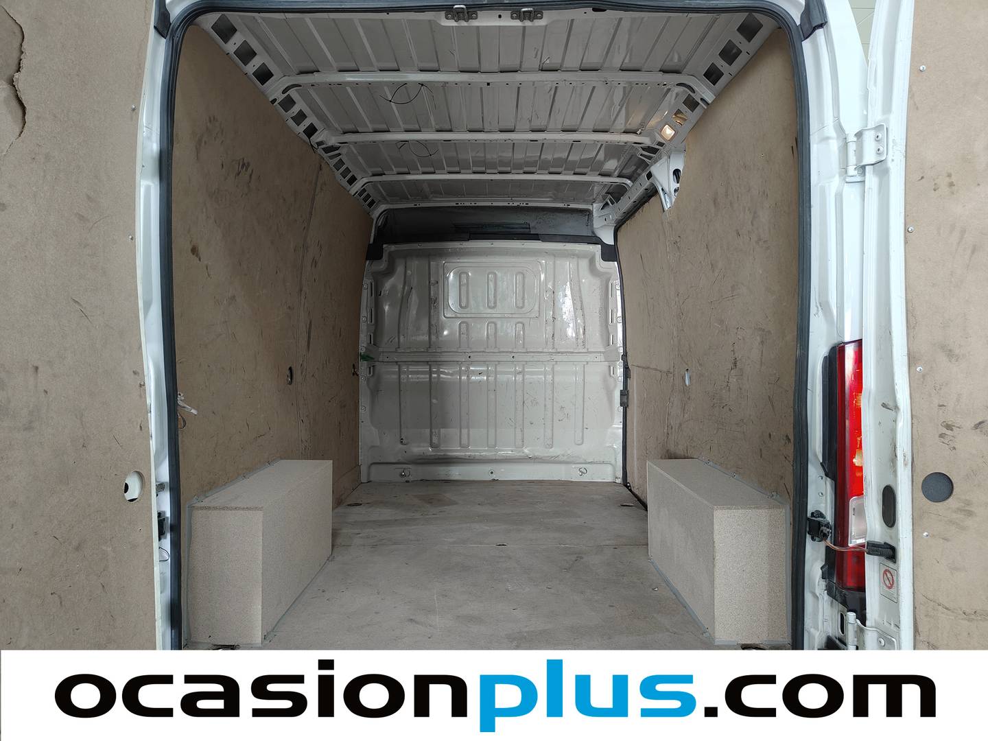 Foto asientos delanteros Peugeot Boxer Peugeot Boxer BlueHDi 140 S&S 335 L2H2 (140 CV)