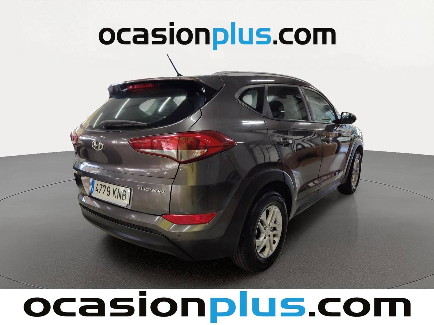 Foto trasera Hyundai Tucson Hyundai Tucson 1.6 GDI BlueDrive Essence 4x2 (131 CV) derecha