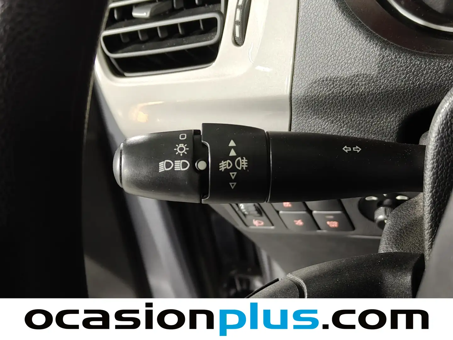 Foto Citroën C-Elysée Citroen C-Elysee BlueHDi 100 Origins (102 CV)