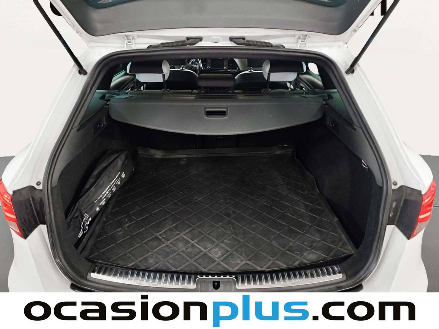 Fotos maletero Seat León Seat León ST 2.0 TSI S&S Cupra DSG (290 CV)