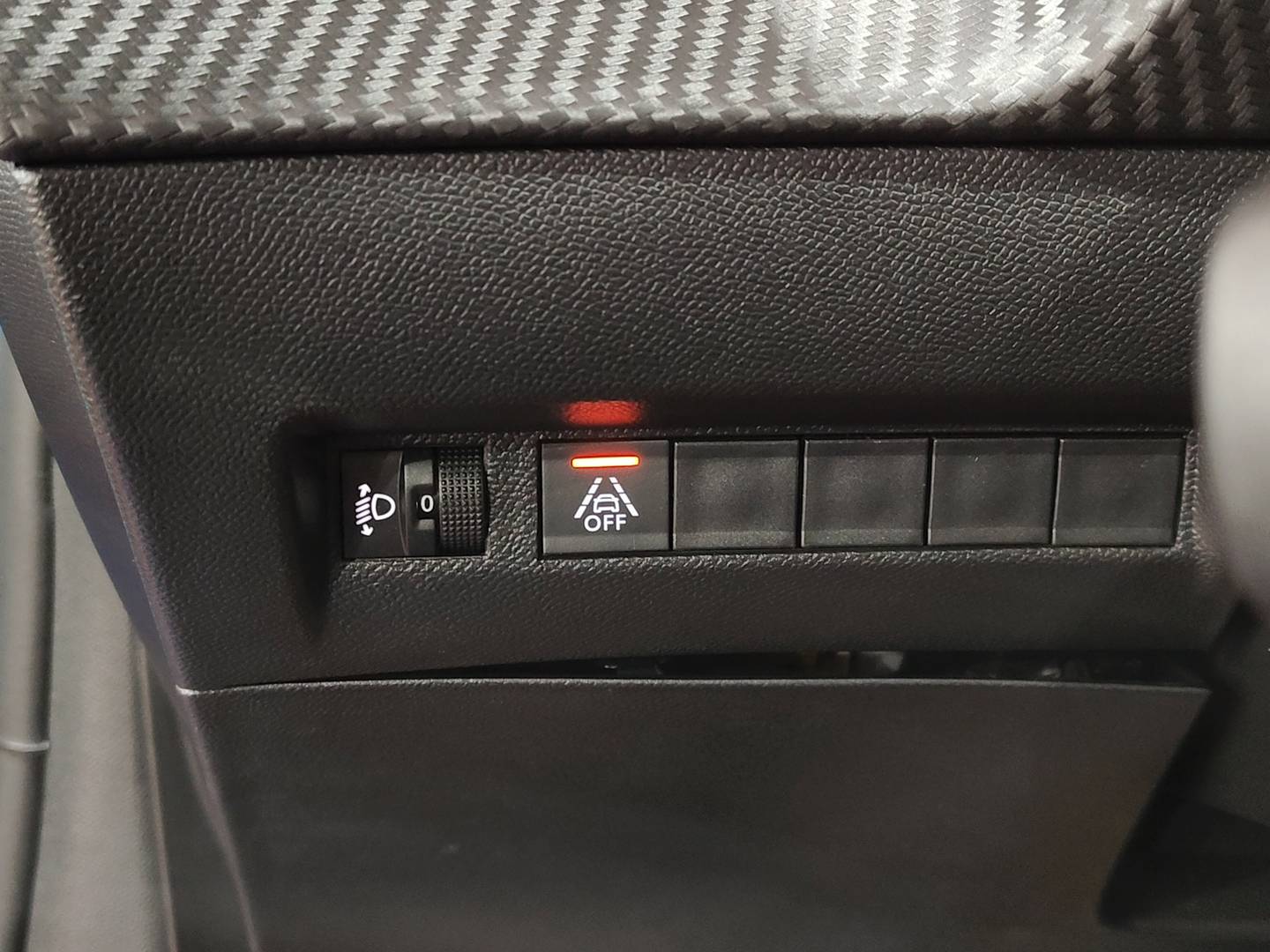 Foto Peugeot 208 Peugeot 208 PureTech 100 Allure  (100 CV)