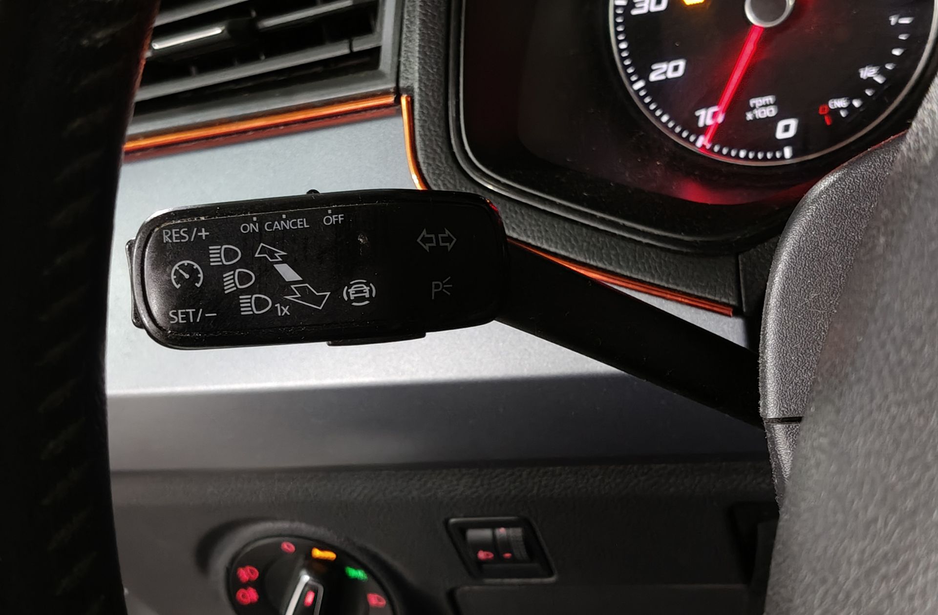 SEAT Arona 1.0 TGI GNC Style Edition - foto 24