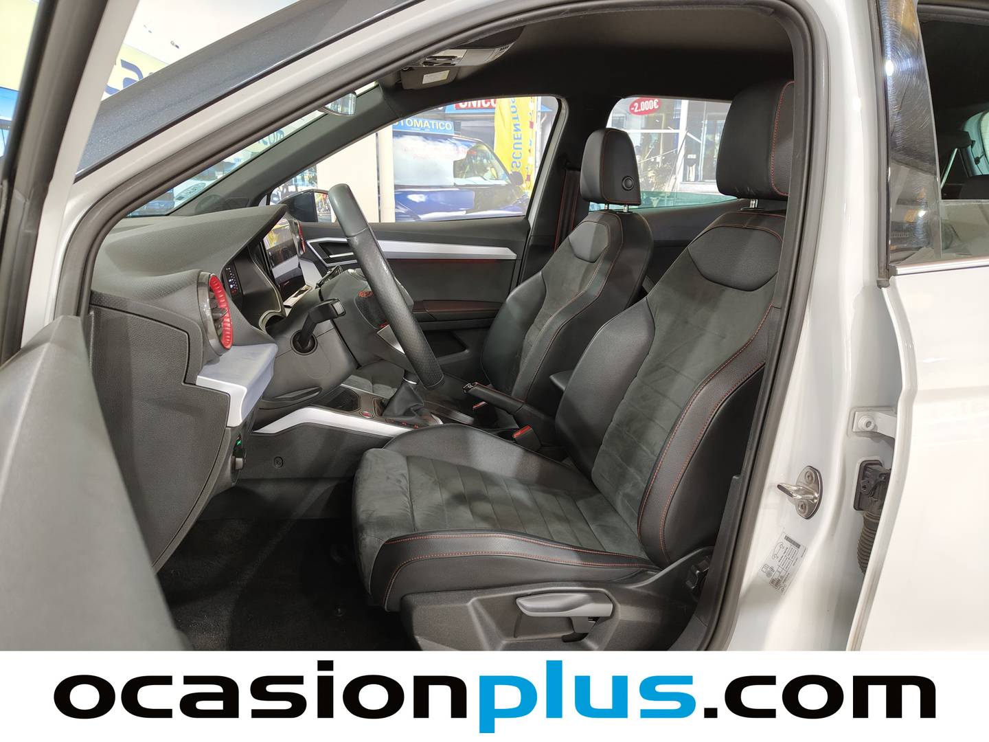 Foto Seat Arona SEAT Arona 1.0 TSI S&S FR XL (115 CV)