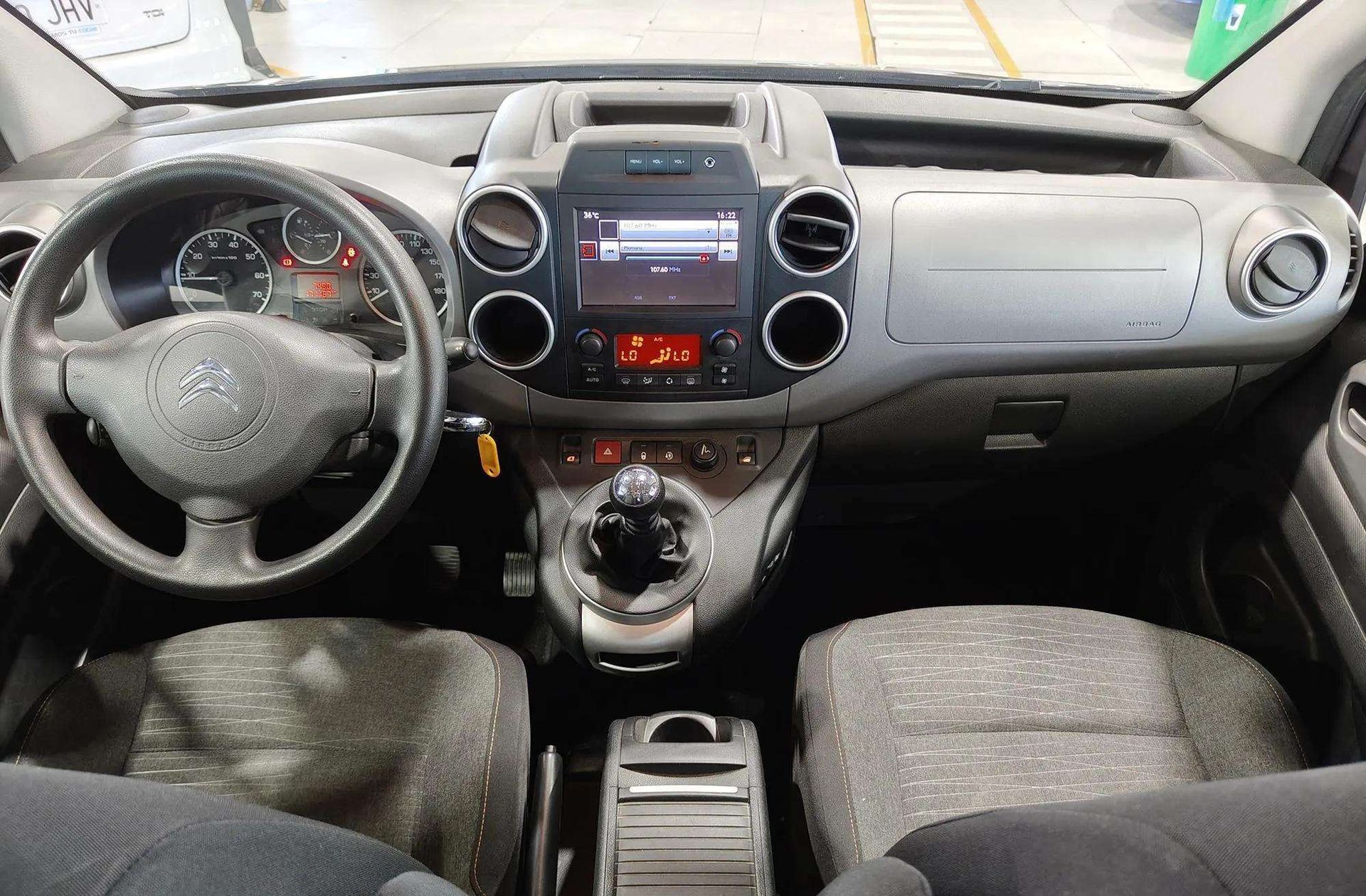 Citroën Berlingo Multispace 20 Aniversario BlueHDi - foto 6
