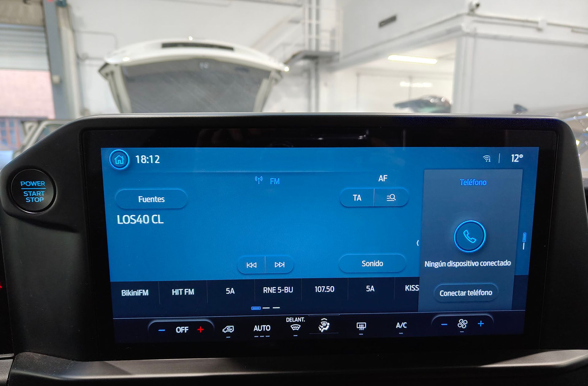 Ford Transit Custom Kombi 2.0 EcoBlue 320 L1 Trend - foto 26