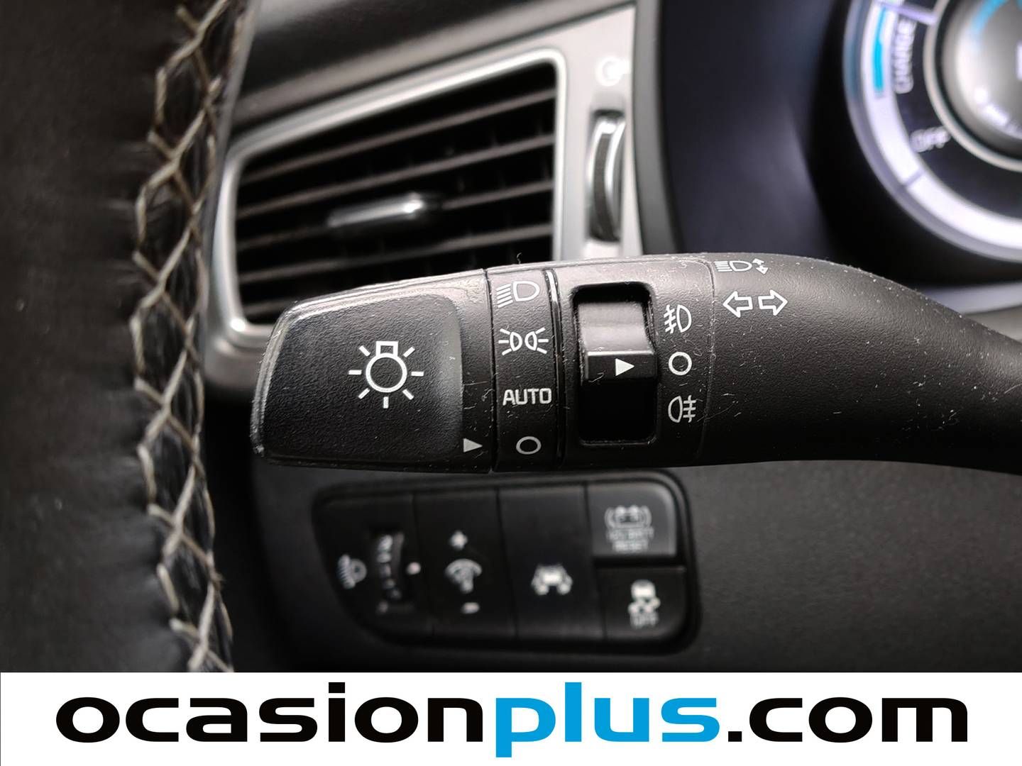 Acabados KIA Niro KIA Niro 1.6 GDi HEV Drive (141 CV)