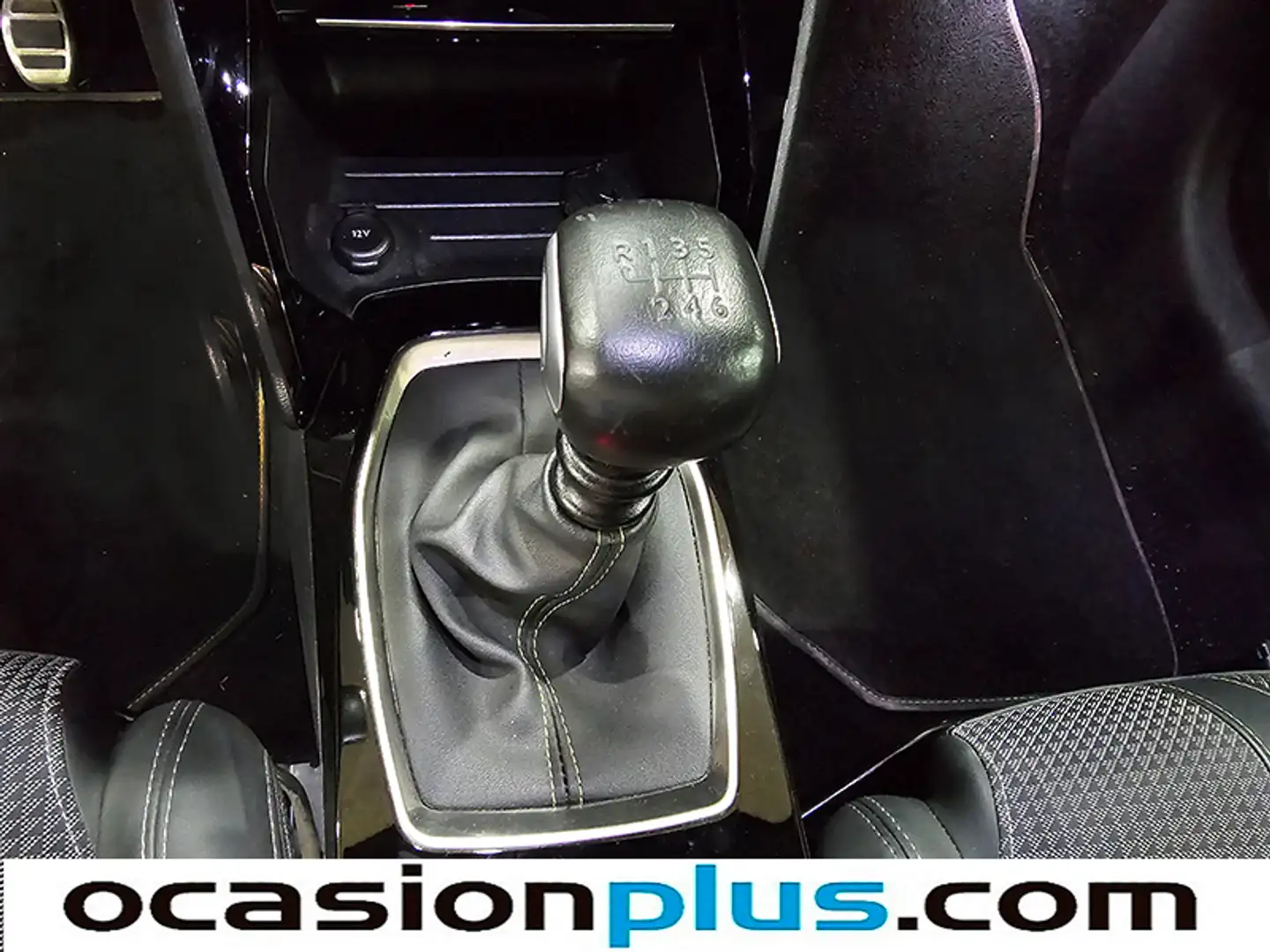 Foto Peugeot 208 Peugeot 208 BlueHDi 100 GT (100 CV)