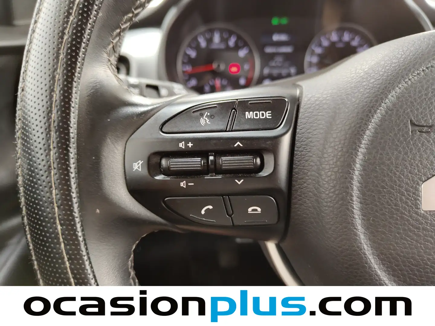 Foto KIA Stonic Kia Stonic 1.0 T-GDi MHEV Drive iMT (100 CV)