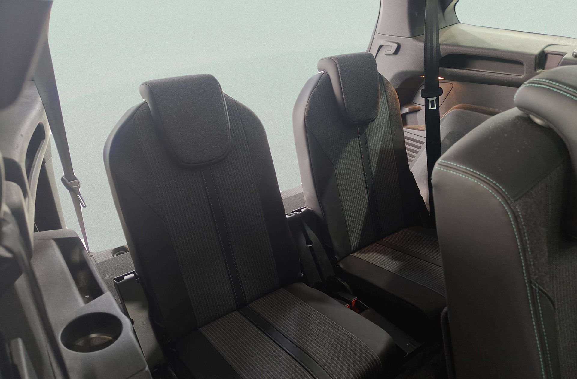 Peugeot 5008 BlueHDi 130 Allure Pack EAT8 7 plazas - foto 9
