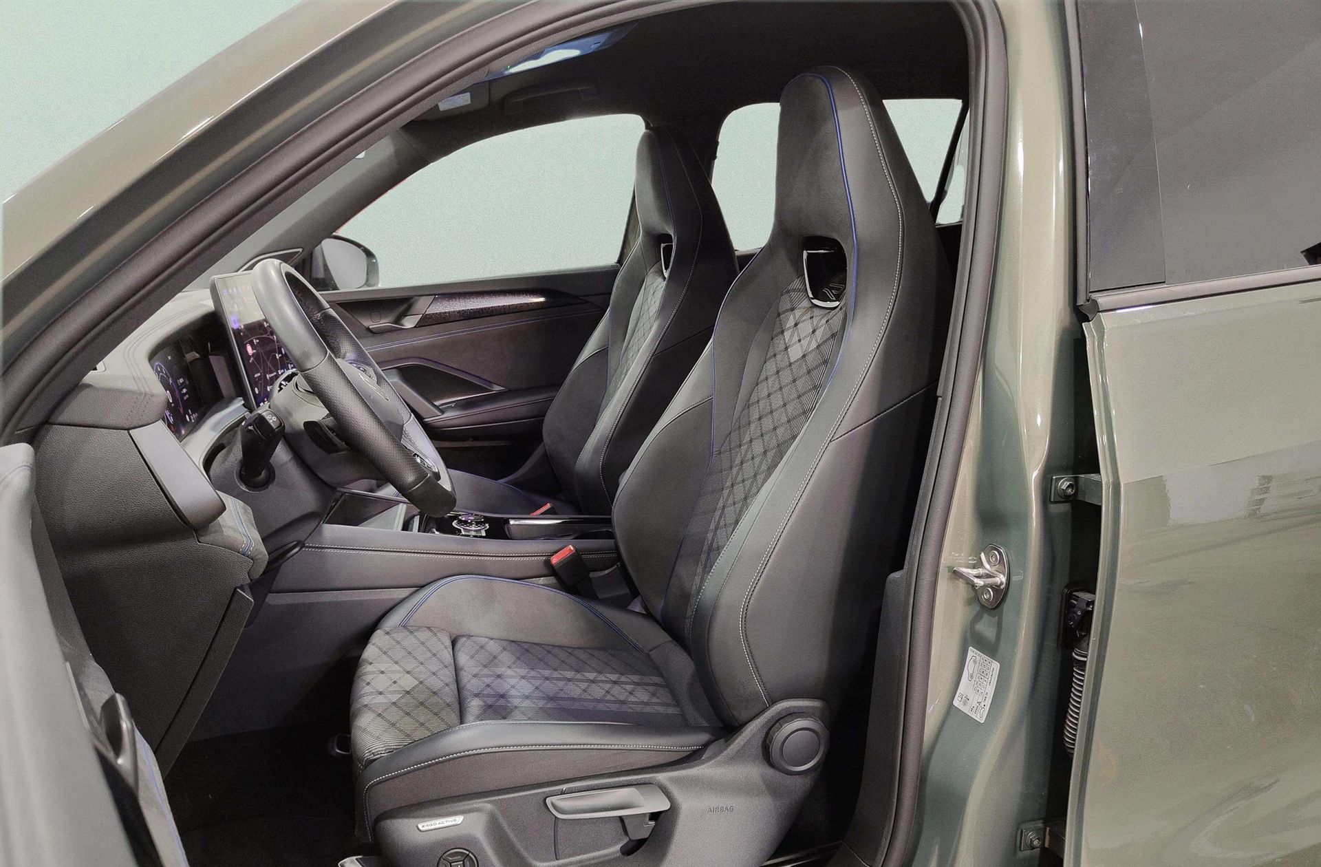 Volkswagen Tayron R-Line Performance 2.0 TSI 4Motion DSG - foto 11
