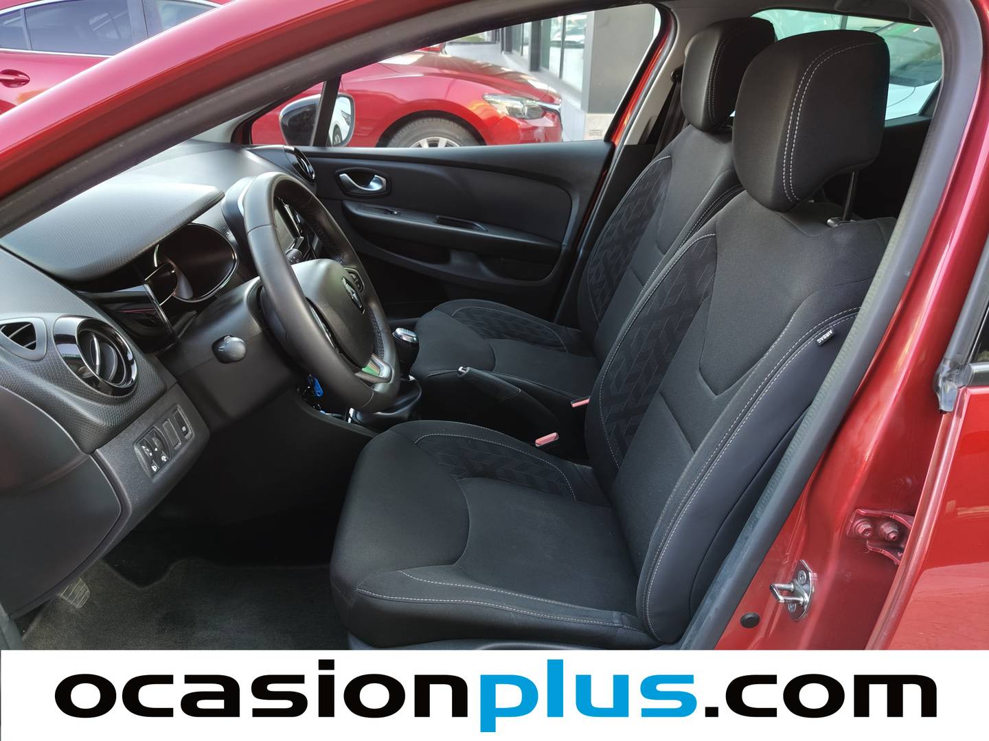 Foto asientos delanteros Renault Clio Renault Clio Limited Energy dCi (90 CV)