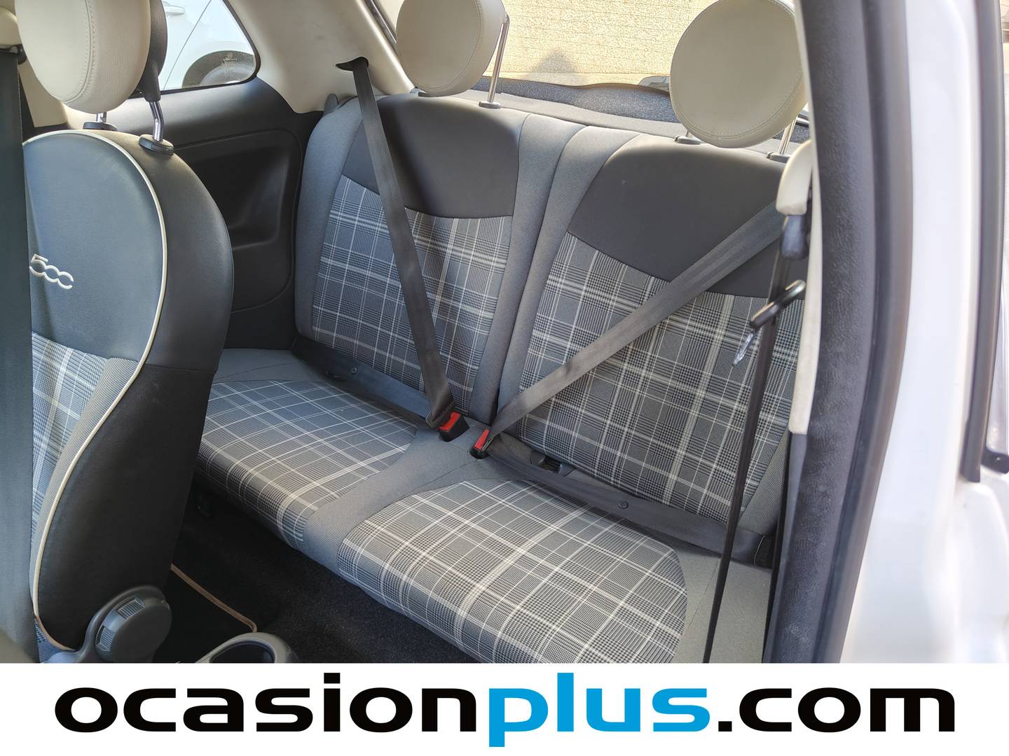 Foto asientos traseros Fiat 500 Fiat 500 1.2 8v Lounge (69 CV)