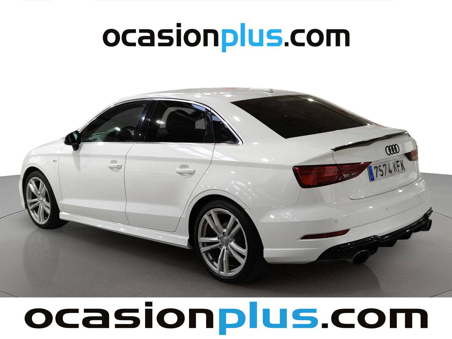 Foto trasera Audi A3 Audi A3 Sedan 1.5 TFSI COD EVO S line S-Tronic (150 CV) izquierda