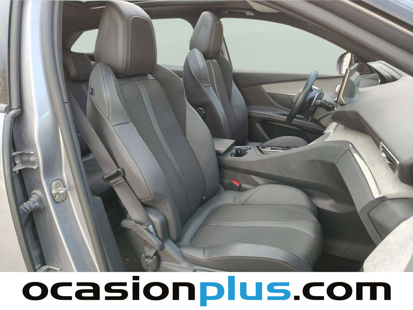 Foto Peugeot 3008 Peugeot 3008 PureTech 130 S&S GT EAT8 (130 CV)