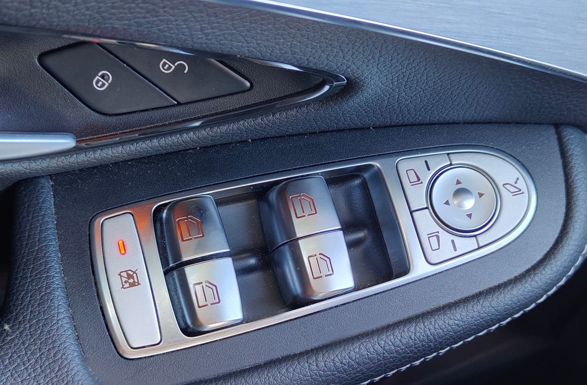 Mercedes-Benz Clase C 200 - foto 35