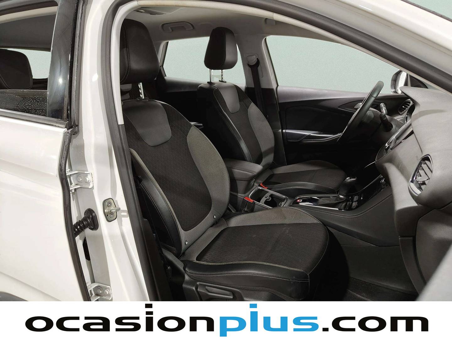 Foto Opel Grandland X Opel Grandland X 1.6 CDTi Excellence Auto (120 CV)