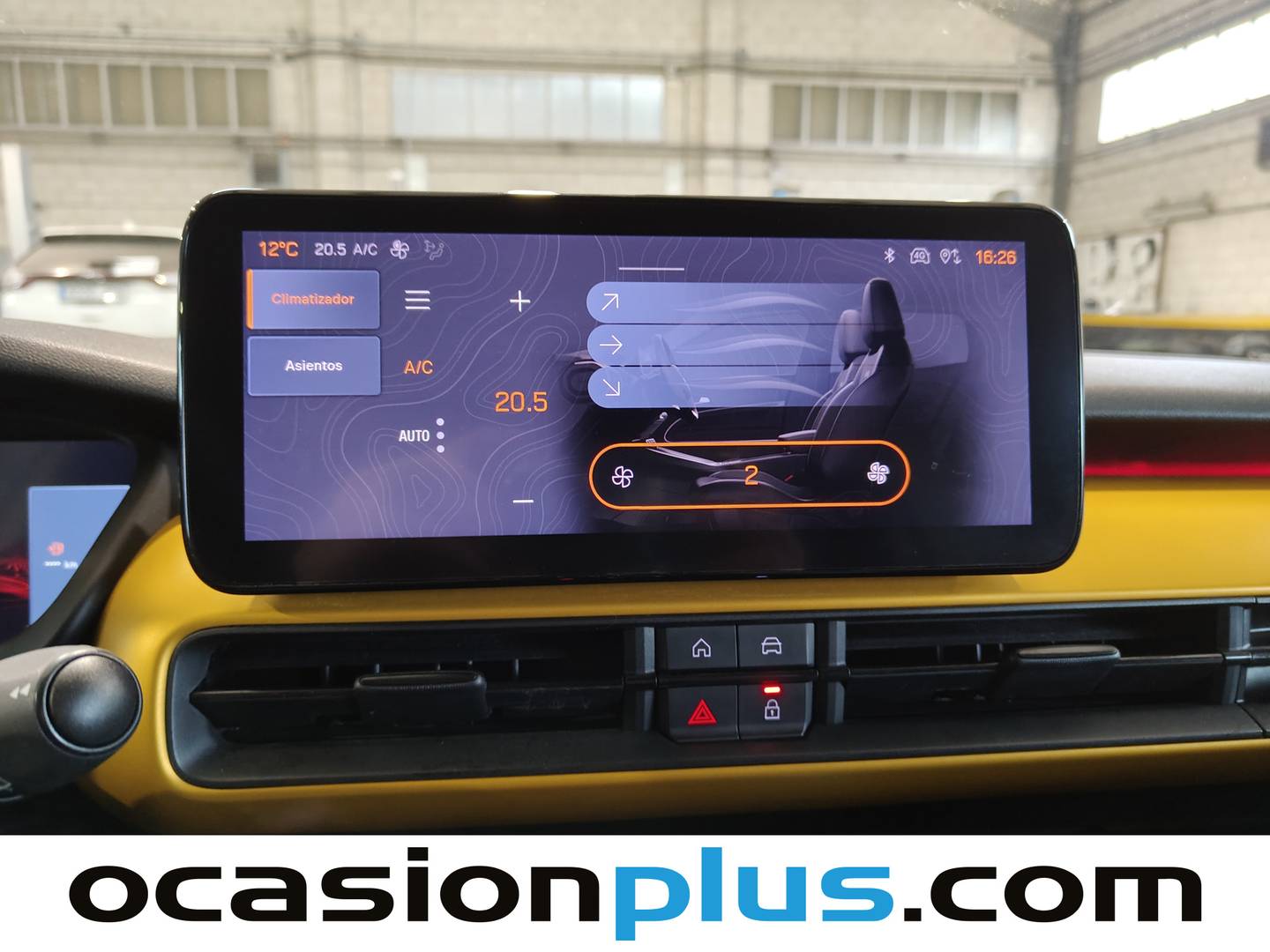 Foto Jeep Avenger Jeep Avenger 1.2 G Summit (100 CV)