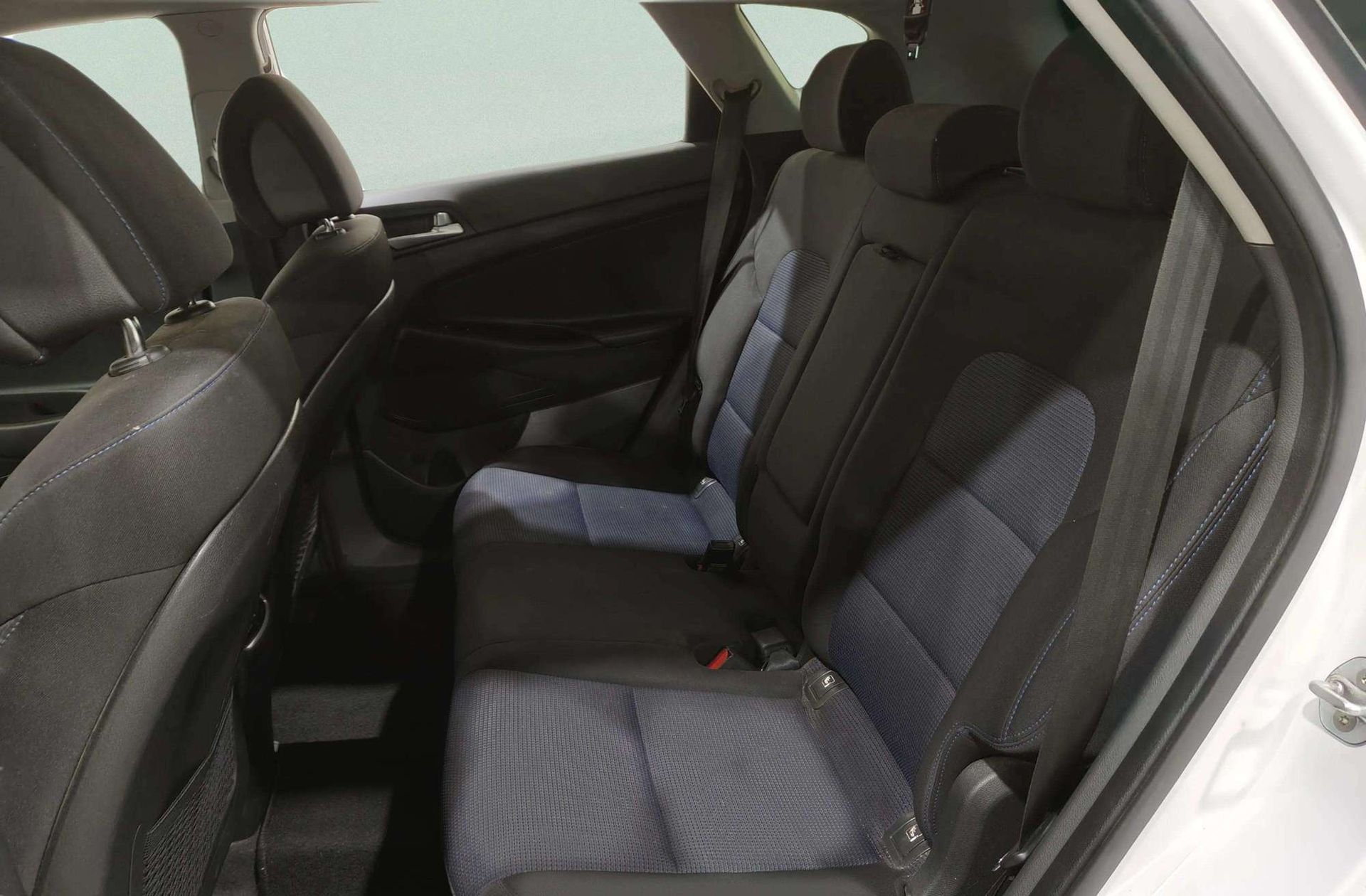 Hyundai Tucson 1.6 GDI BlueDrive Tecno 4x2 - foto 11