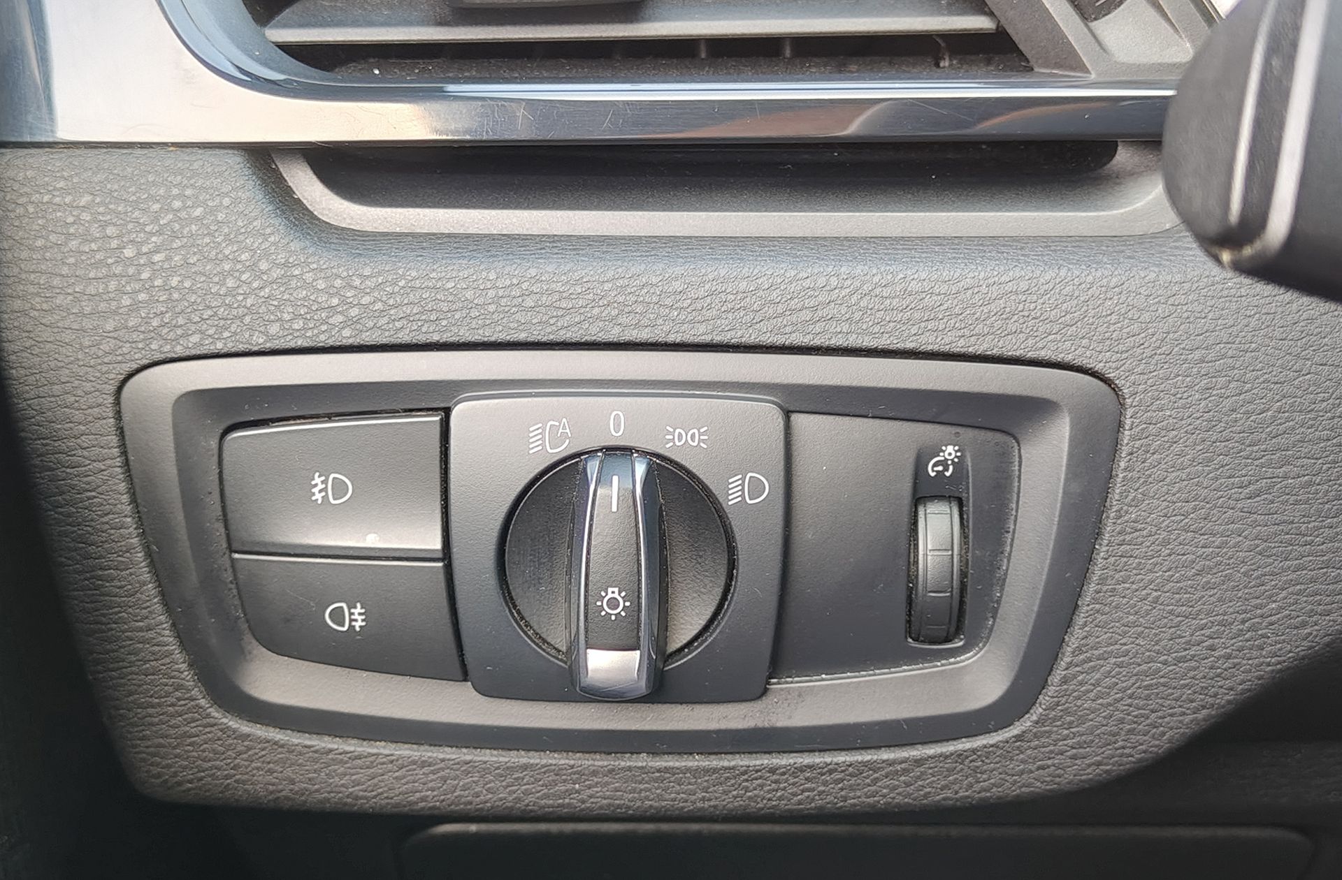 BMW X1 sDrive18d - foto 30