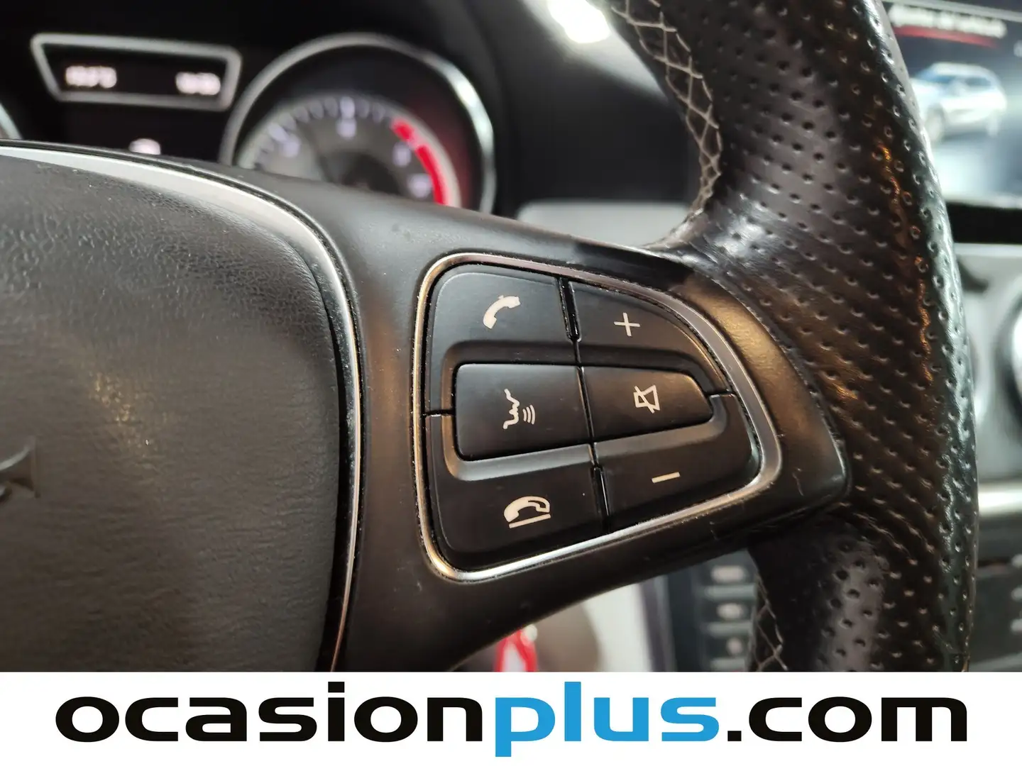 Foto Mercedes GLA Mercedes-Benz GLA 200 d Urban (136 CV) Pack AMG