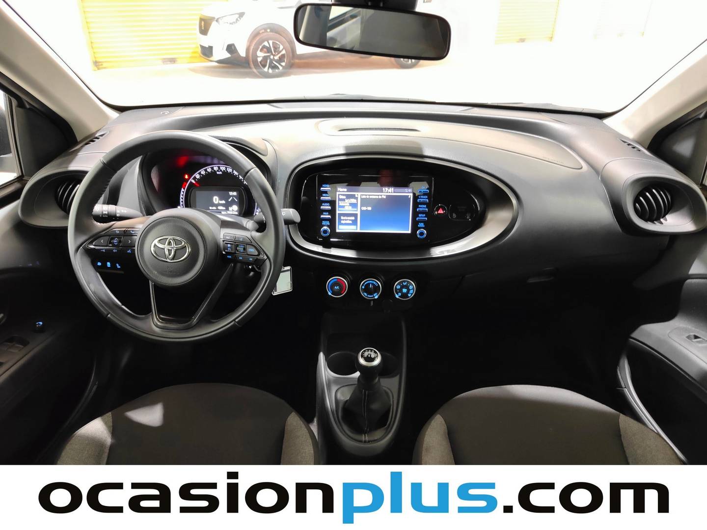 Foto Toyota Aygo X Cross Toyota Aygo X Cross 1.0 VVT-I Play (72 CV)