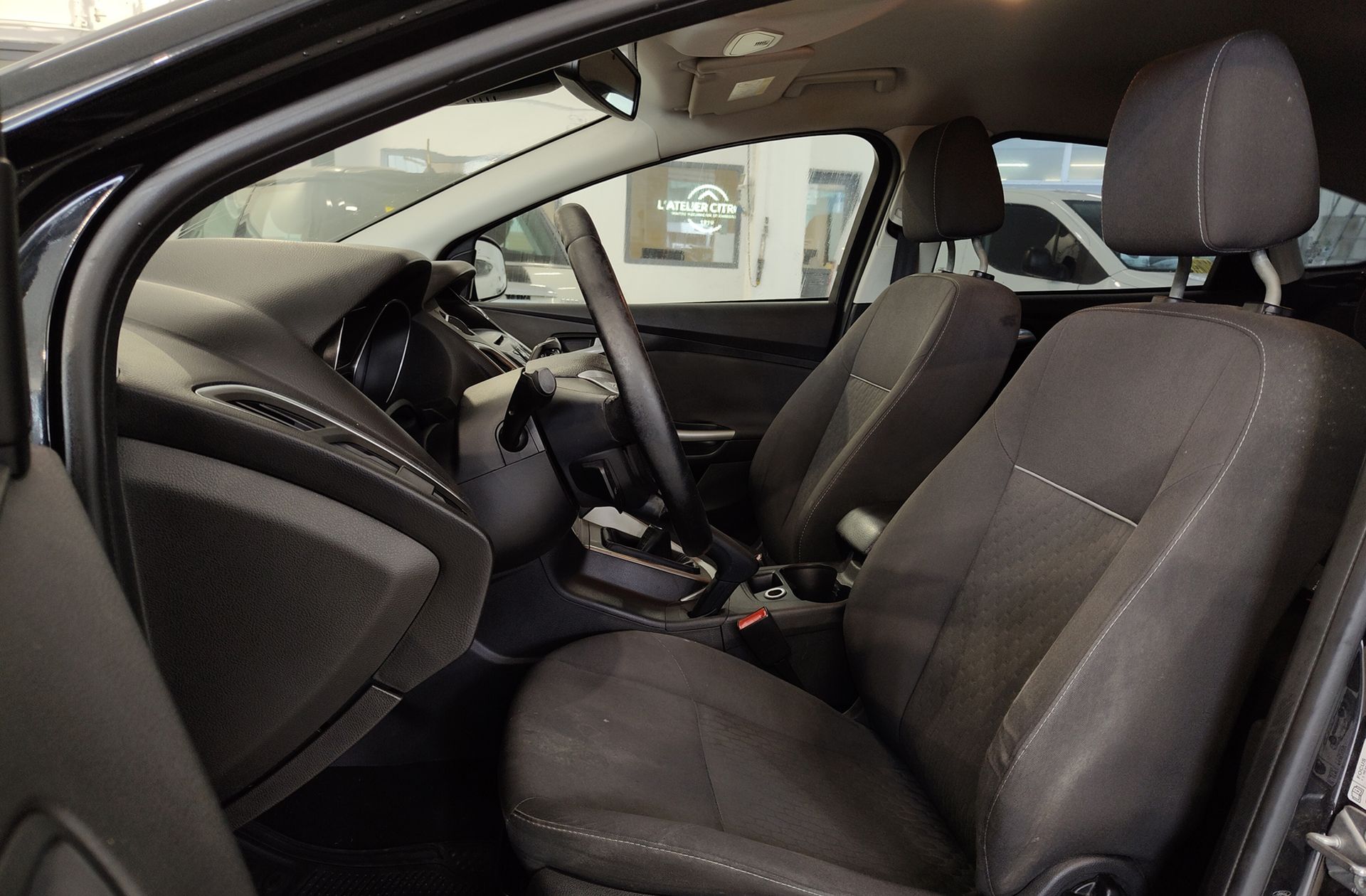 Ford Focus 1.0 EcoBoost Edition - foto 8