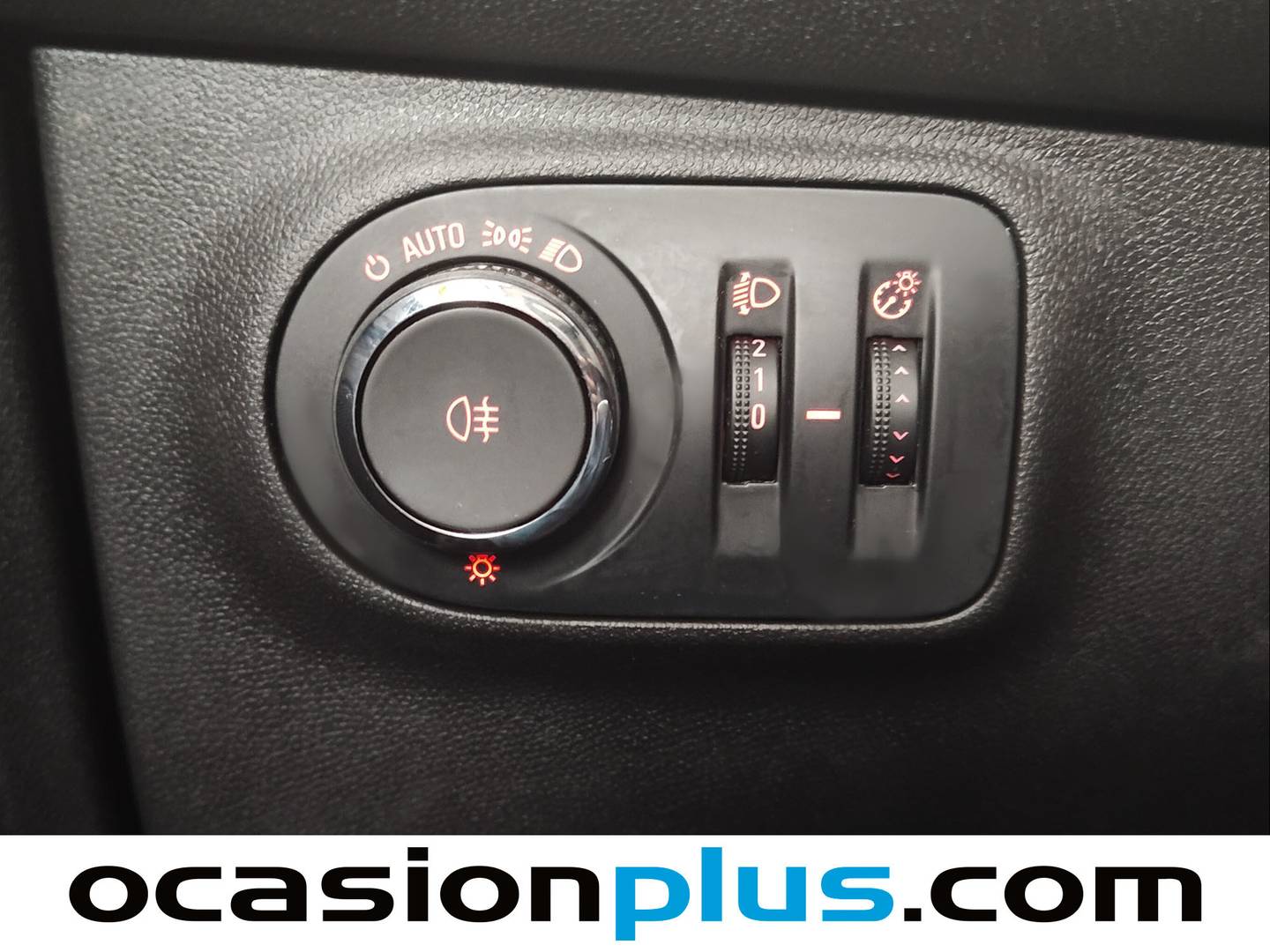 Opel Adam Opel Adam 1.4 XEL Rocks (87 CV) 87cv