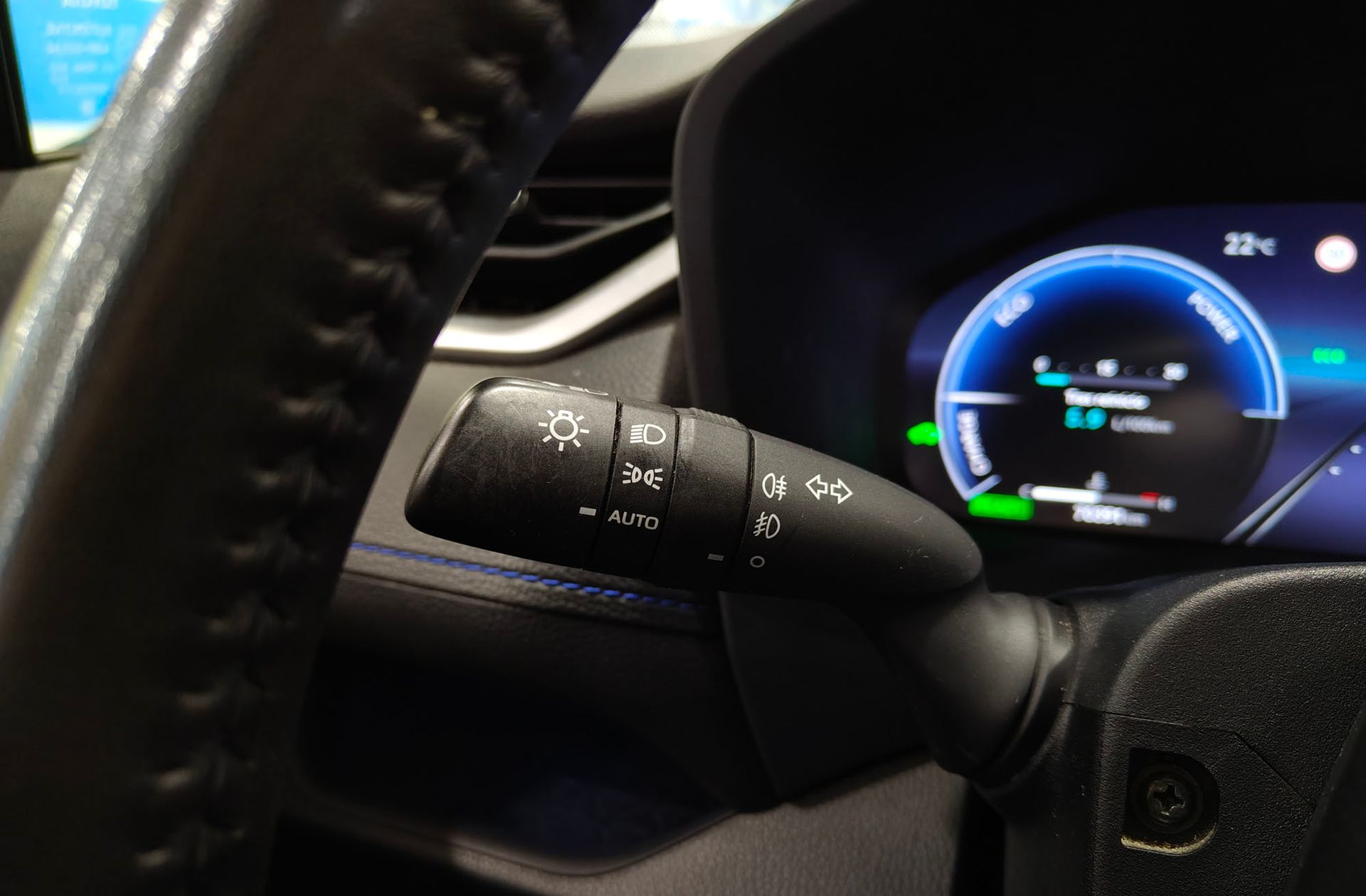 Toyota RAV4 2.5 hybrid 220H Style e-CVT - foto 26
