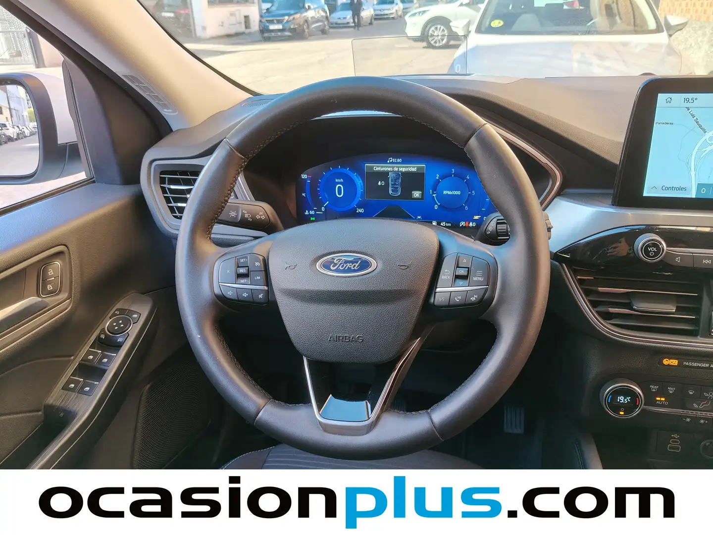 Foto Ford Kuga Ford Kuga 1.5 EcoBlue Titanium Auto (120 CV)