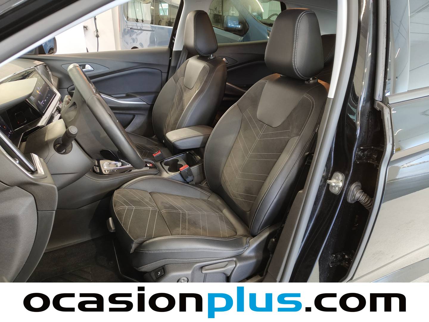 Foto Opel Grandland PHEV Opel Grandland 1.6 Turbo PHEV GS Auto  (224 CV)