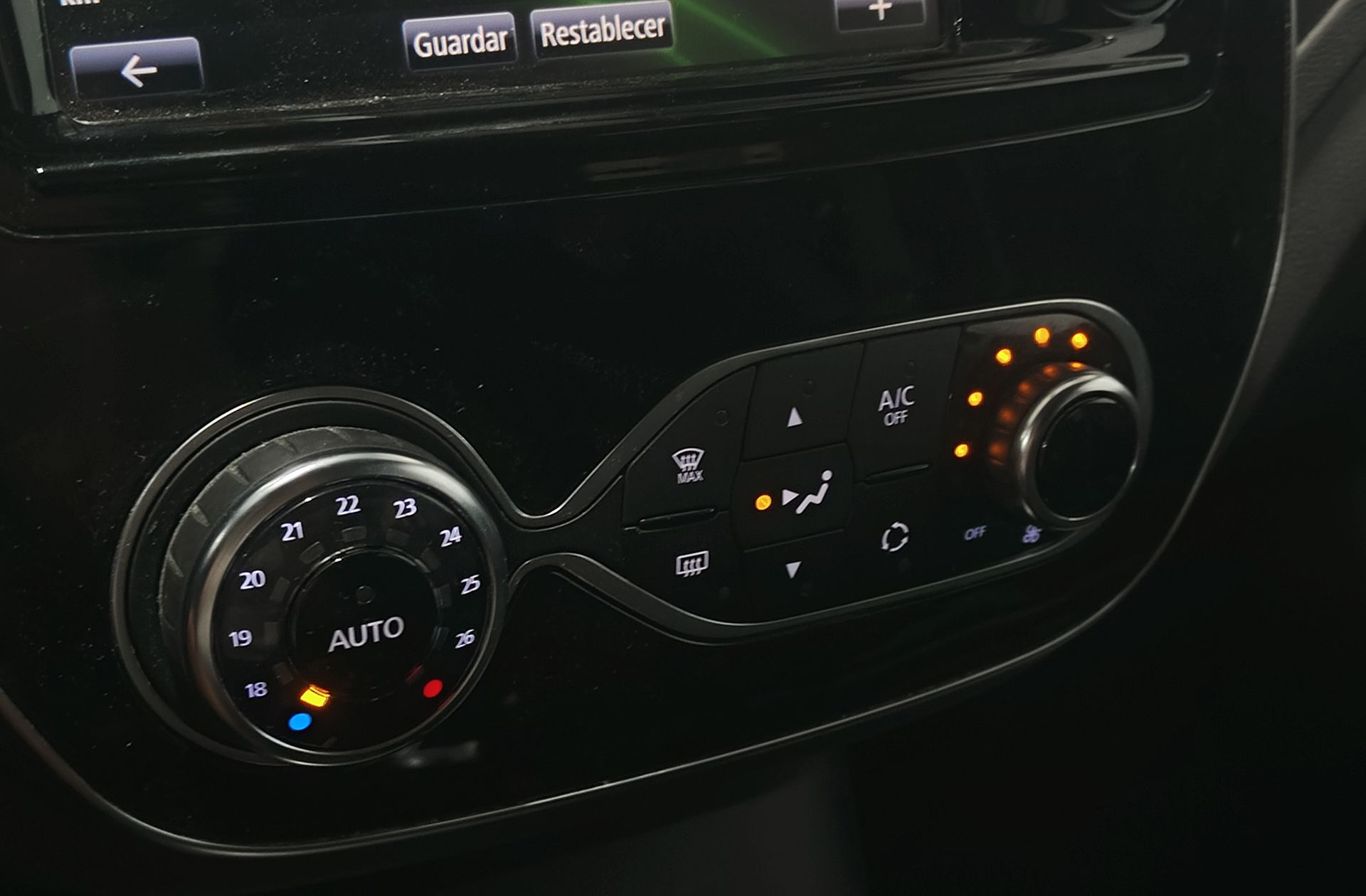 Renault Captur Zen TCe GPF - foto 29