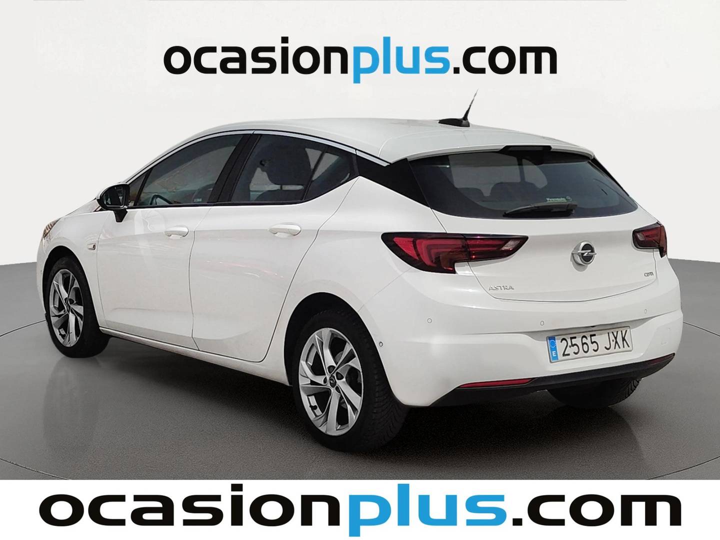 Foto delantera Opel Astra Opel Astra 1.6 CDTi Dynamic (110 CV) derecha