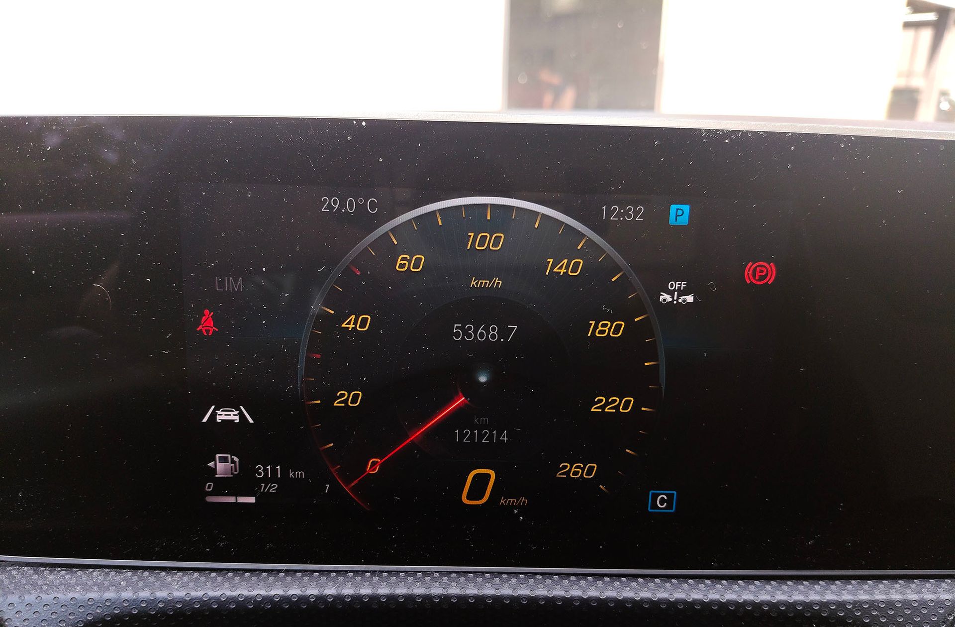 Mercedes-Benz Clase A 180 Pack AMG - foto 27