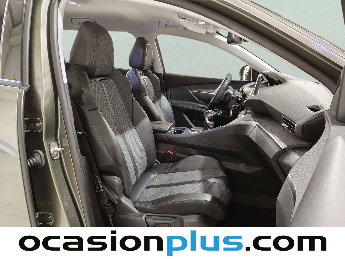 Foto Peugeot 5008 Peugeot 5008 BlueHDi 130 S&S Allure (130 CV) 7 Plazas