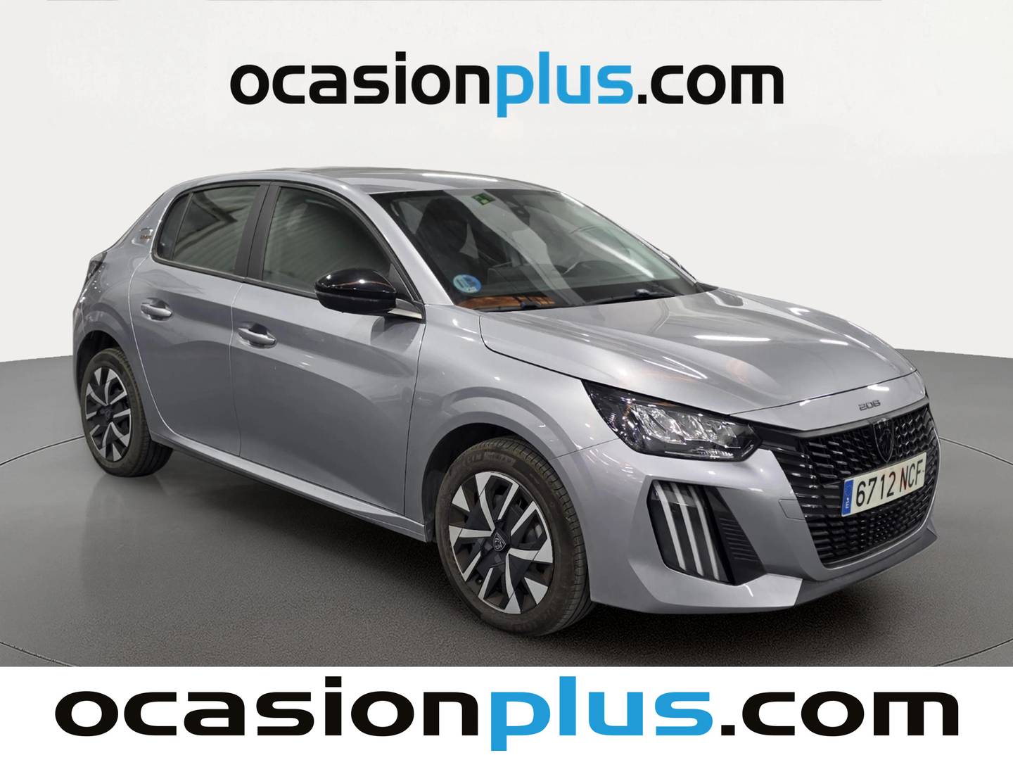 Foto delantera Peugeot 208 Peugeot 208 Style Hybrid 100 eDCS6 (100 CV) derecha