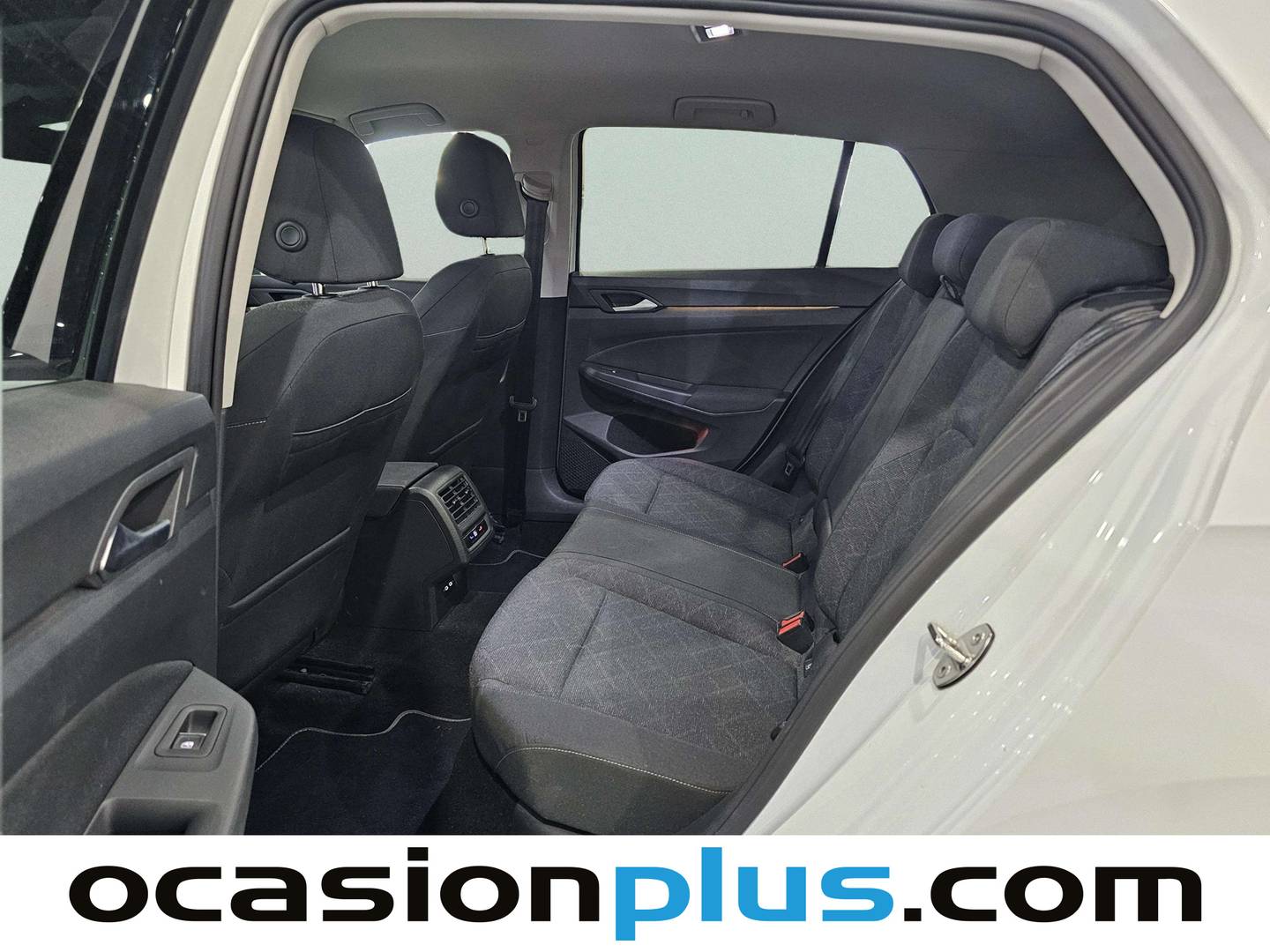 Foto asientos traseros Volkswagen Golf Volkswagen Golf Life 1.5 TSI (130 CV)