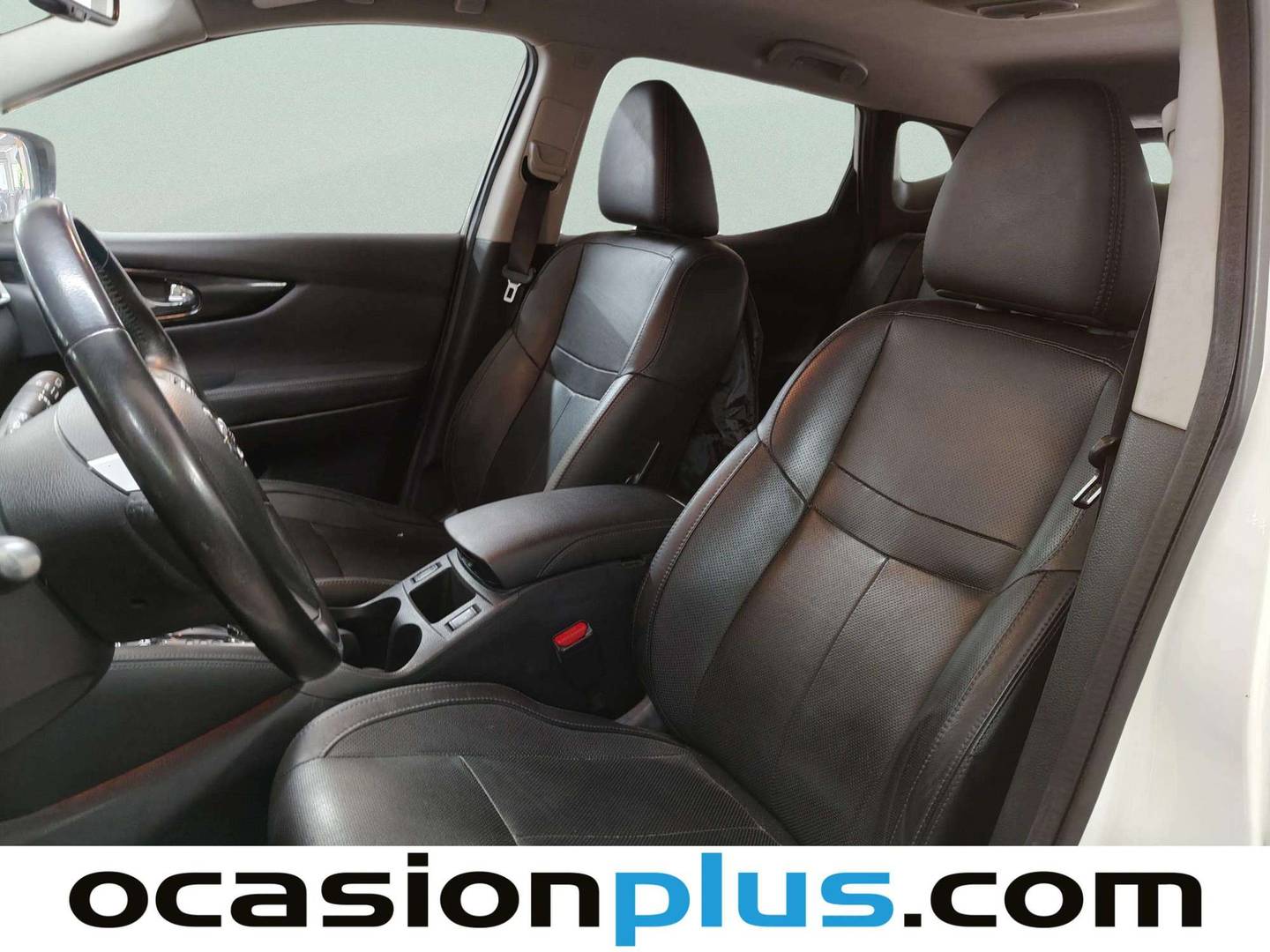 Extras y acabados del Nissan QASHQAI Nissan Qashqai DIG-T 115 Tekna Premium 4X2 XTronic (115 CV)