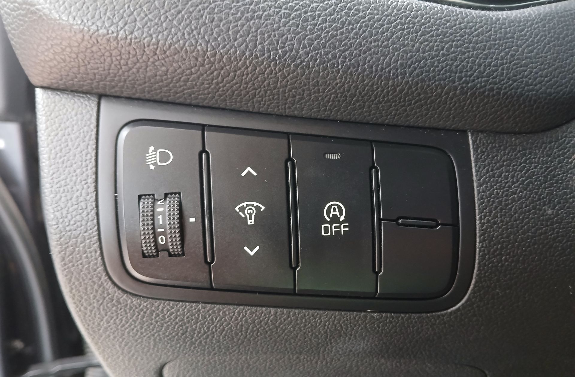 Kia Ceed 1.0 T-GDi Eco-Dynamics x-Tech17 - foto 27