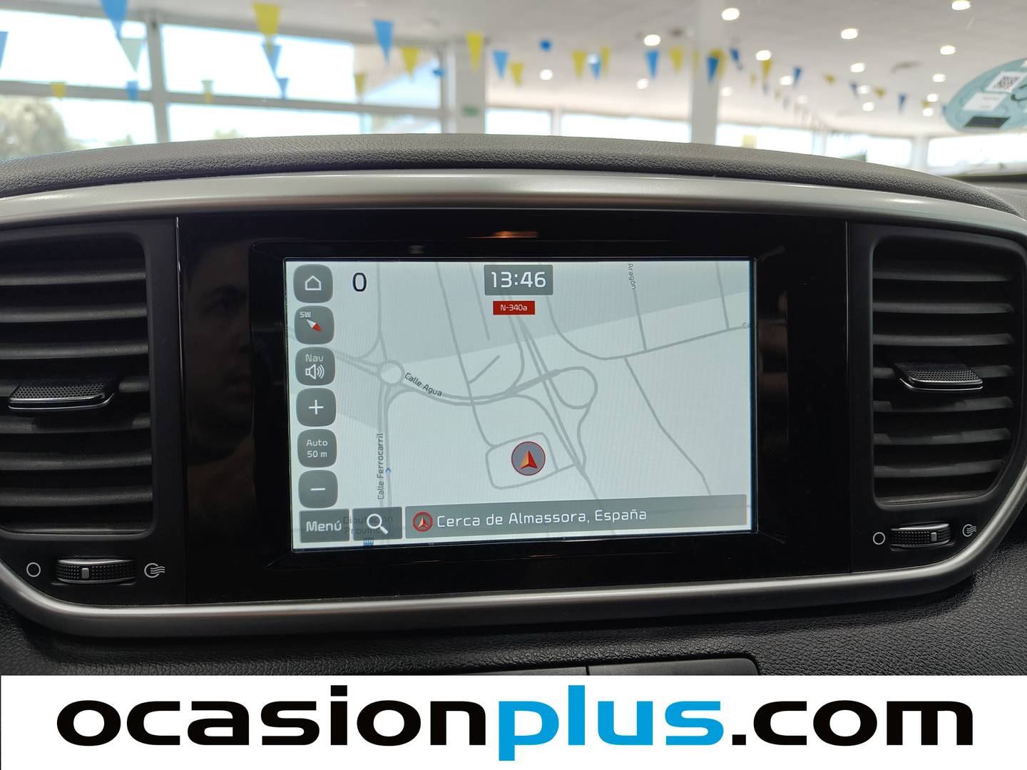 Extras y acabados del KIA Sportage KIA Sportage 1.6 CRDi Business 4x2 (136 CV)